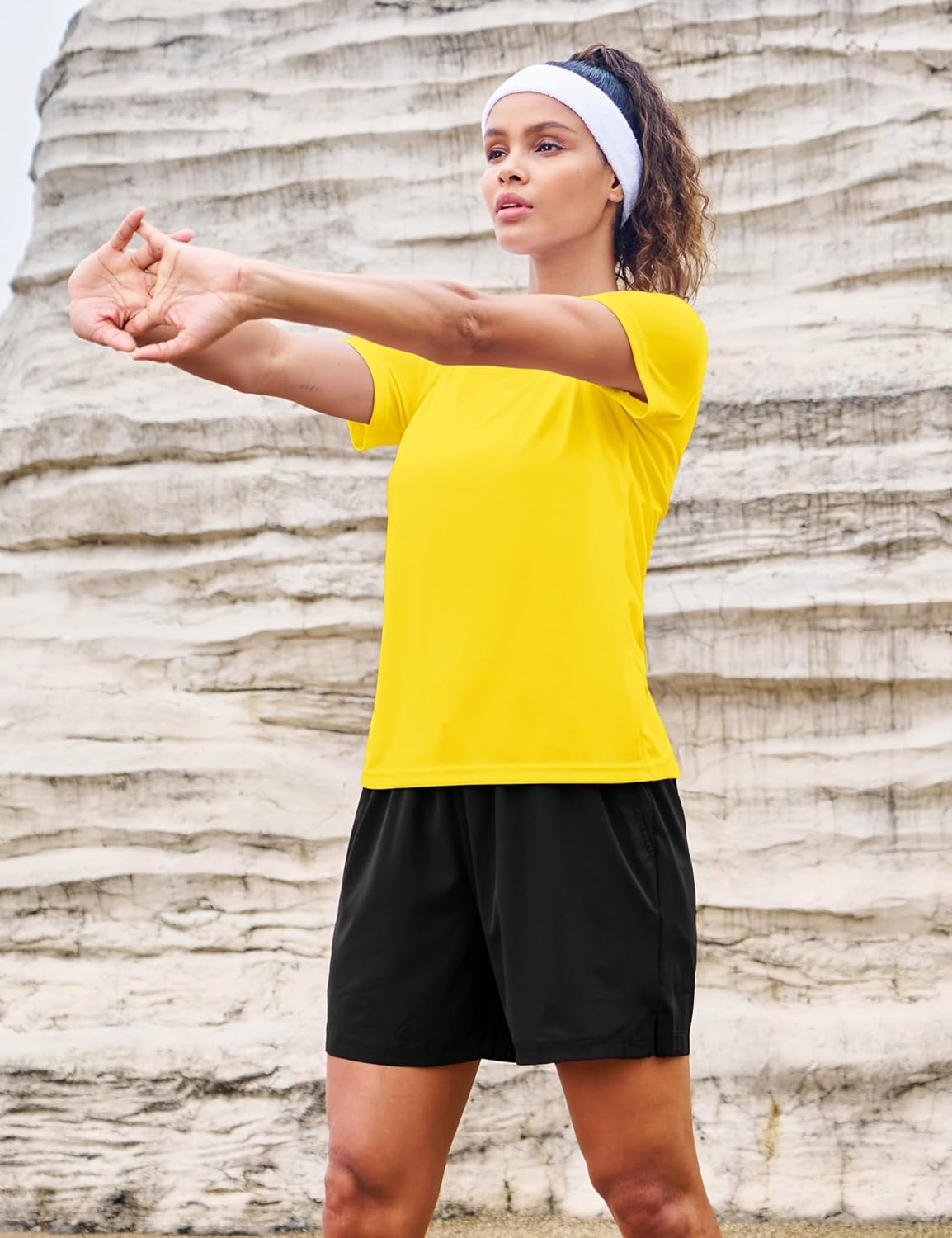 MAGCOMSEN Women's Short Sleeve T-Shirts UPF 50+ Sun Protection Quick Dry Athletic Running Workout Rash Guard Tops - Image 3