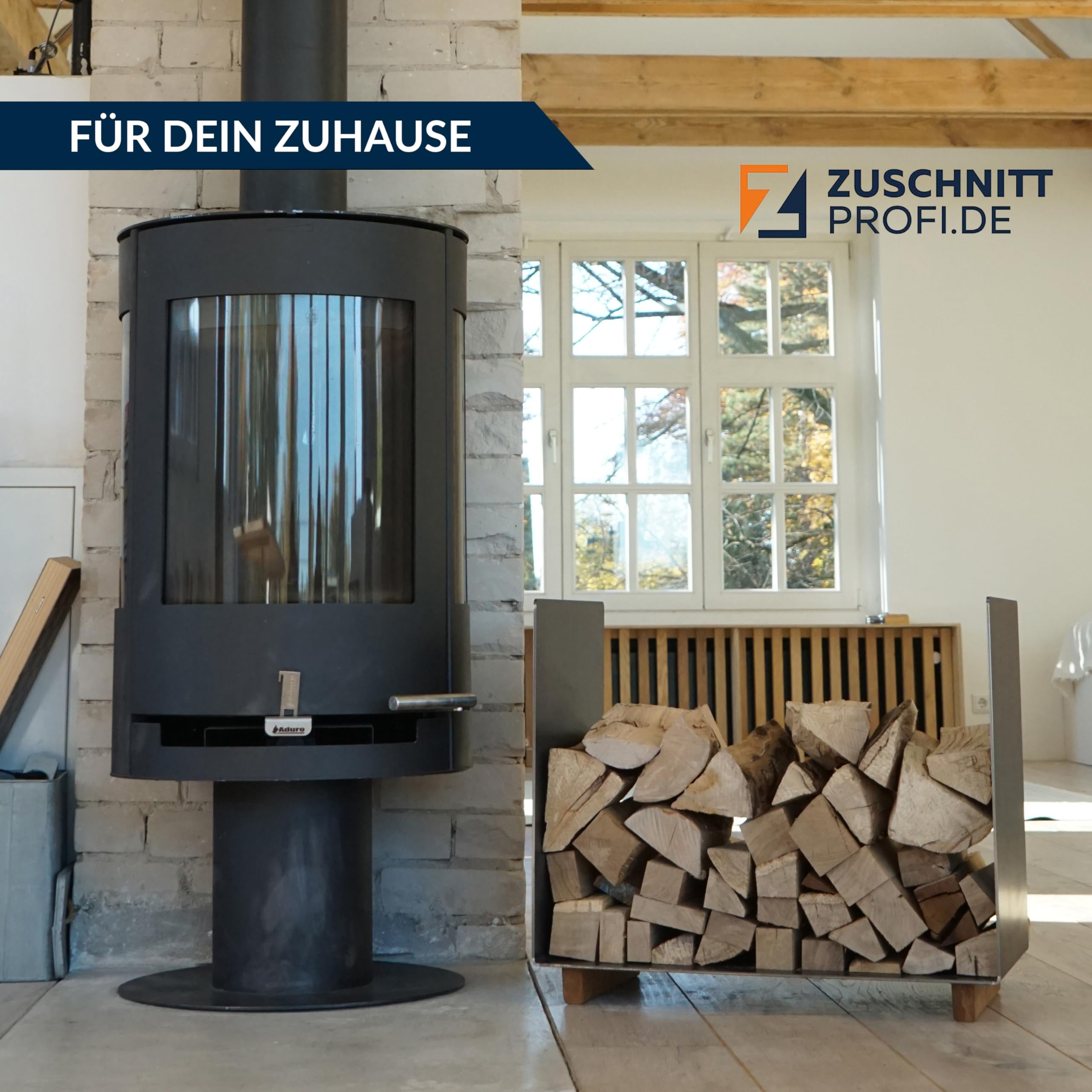 Design Kaminholz Aufbewahrung aus Schwarzstahl (60 x 34 x 47 cm) – handgefertigter Kaminholzkorb mit Holz-Standfüßen – Metallkorb für den Innenbereich 