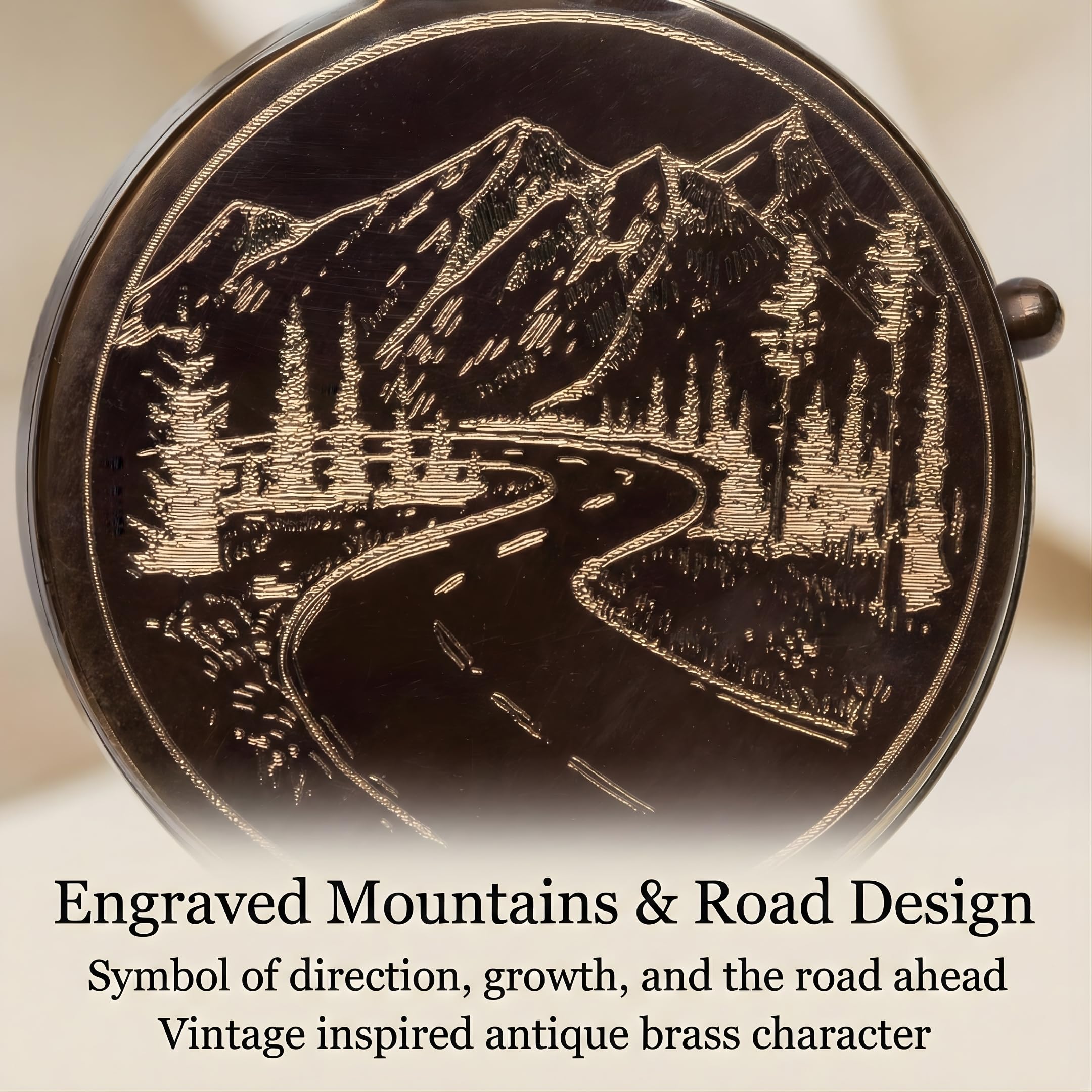 Mountains and Road - Brújula de latón Envejecido grabada Hecha a Mano para Hombres con Funda de Piel Estampada for Your Adventures