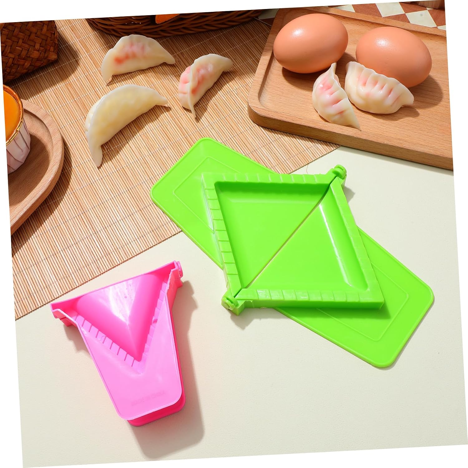 Generic 3pcs Square Dumpling Maker Set Plastic Non-stick Pierogi Press Manual Wrapper for Dumplings Wontons Empanadas Versatile Filling Mold Kitchen Cooking Tool