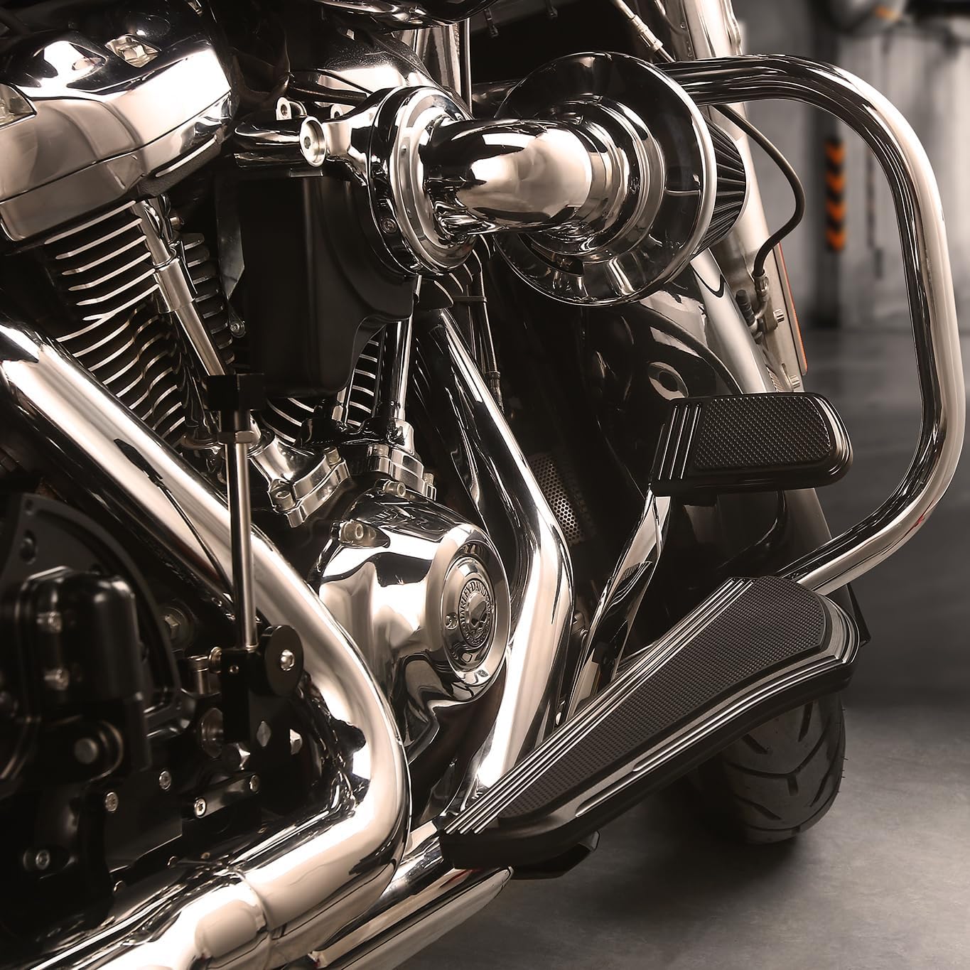 Black Defiance Rider Footboard brake pedal cover for harley davidson Fat Boy touring street glide FLHX driver floorboards FLTR FLHT Road King FLHR 2000-2023 CNC CUT