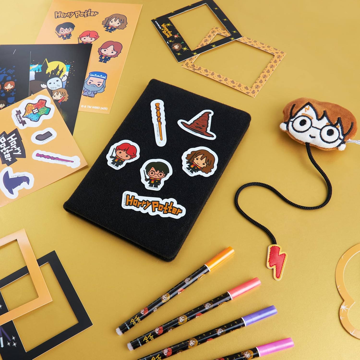 Get Trend Harry Potter Gifts Scrapbook Kit for Girls Boys with Notebook, Stickers, Pens, Bookmarks, Frames, Patches, Art Supplies, Gifts for Kids (Multi Harry Potter)