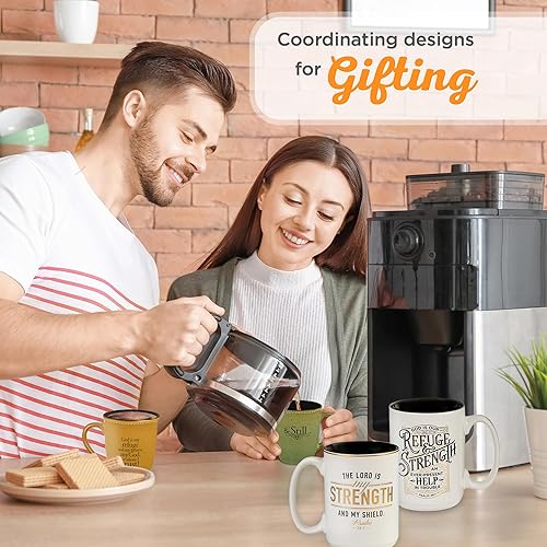 Miniatura 5 de Christian Art Gifts Taza grande de cerámica para café y té para hombres y mujeres con escritura alentadora refugio y fuerza, versículo bíblico
