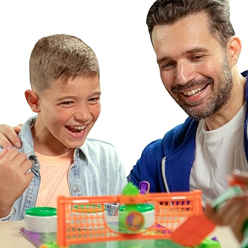 Miniatura 5 de Pickleball Blast - Juego Pickle Smackdown, a los jugadores les encantará golpear el pepinillo con sus paletas e intentar voltear las tapas de los