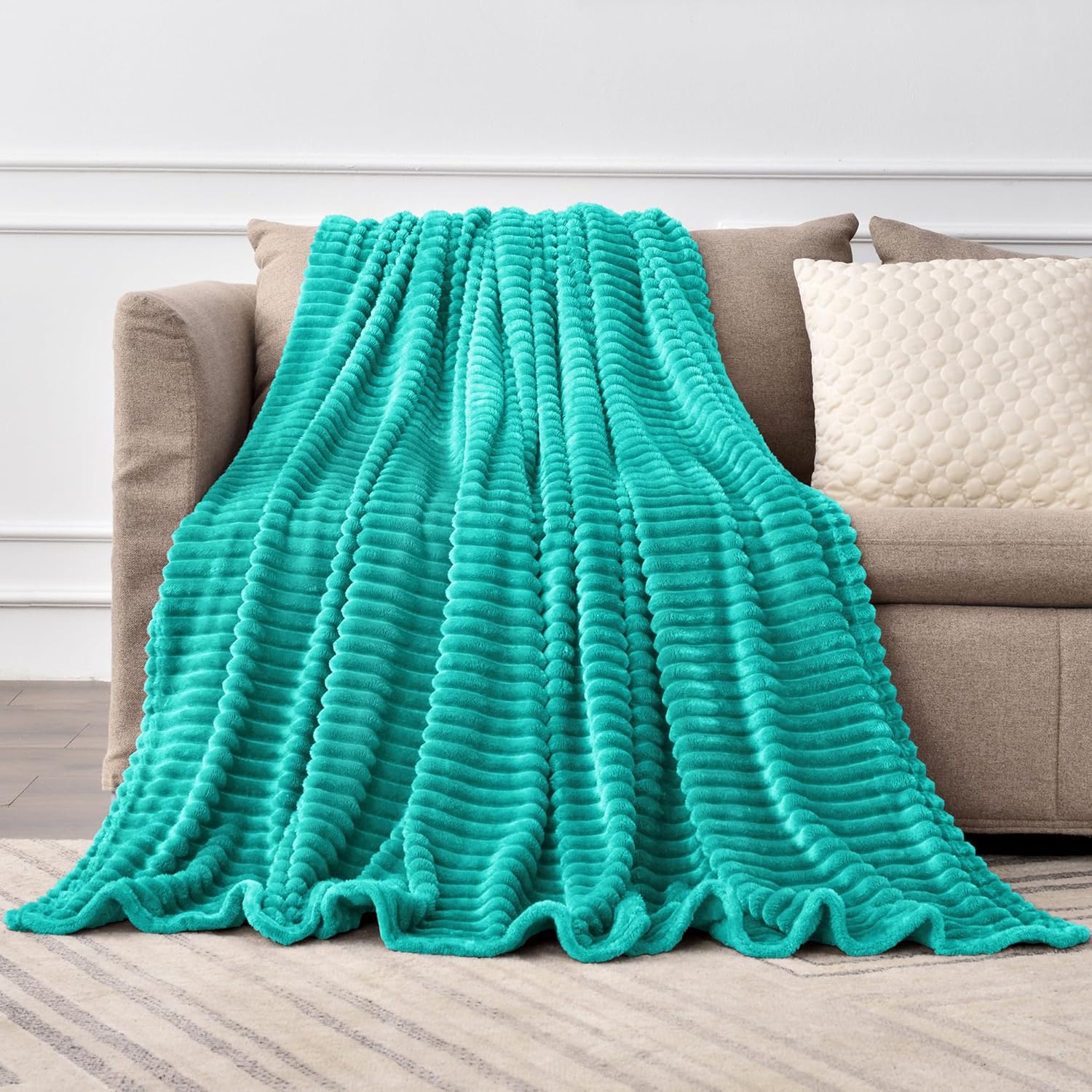 BEDELITE Fleece Throw Blanket for Couch 3D Ribbed