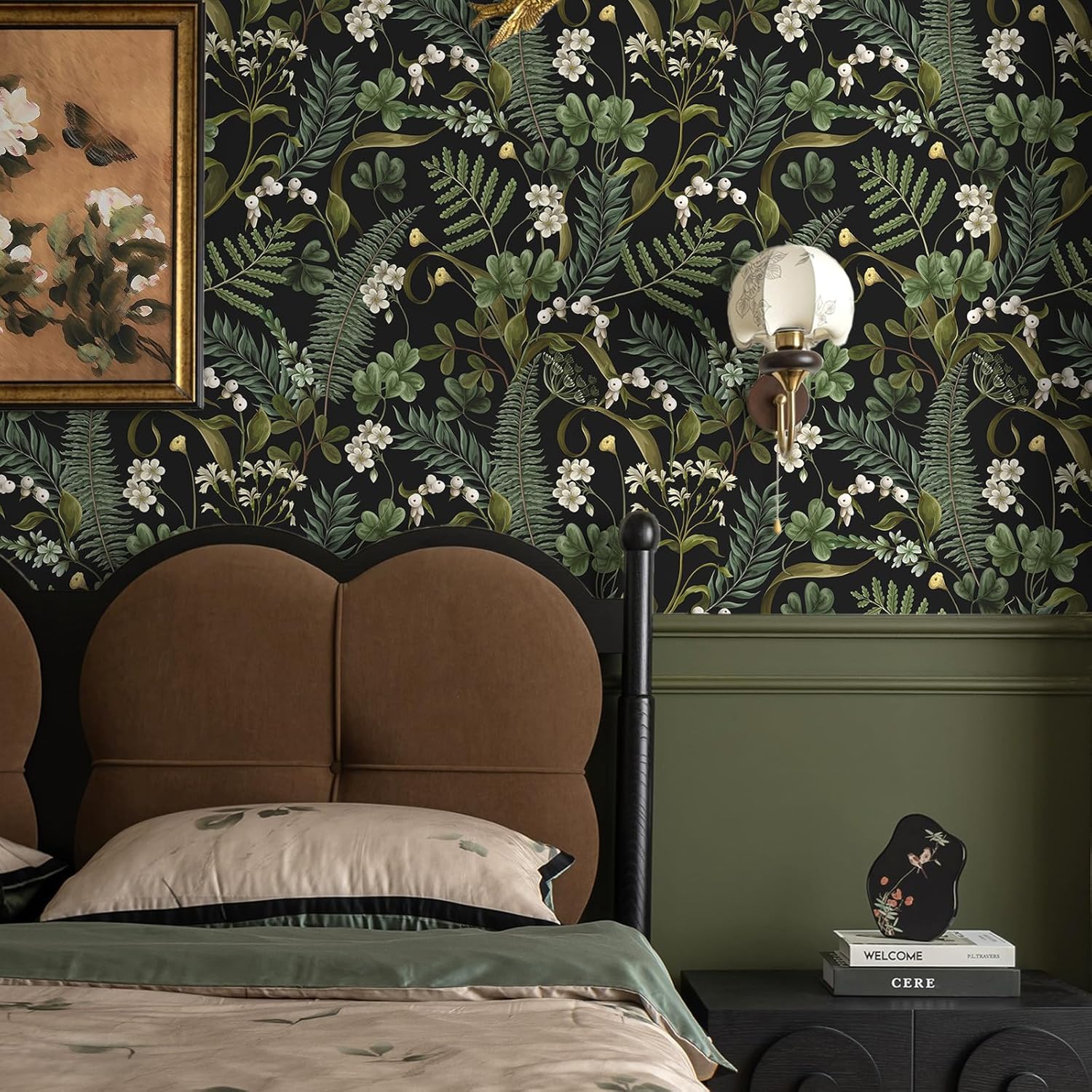 VEELIKE Moody Forest Wallpaper Peel and Stick Boho Dark Ferns Floral Wallpaper for Bedroom Bathroom 17.7''x118'' Self Adhesive Removable Floral Contact Paper Black Botanical Wall Paper for Living Room