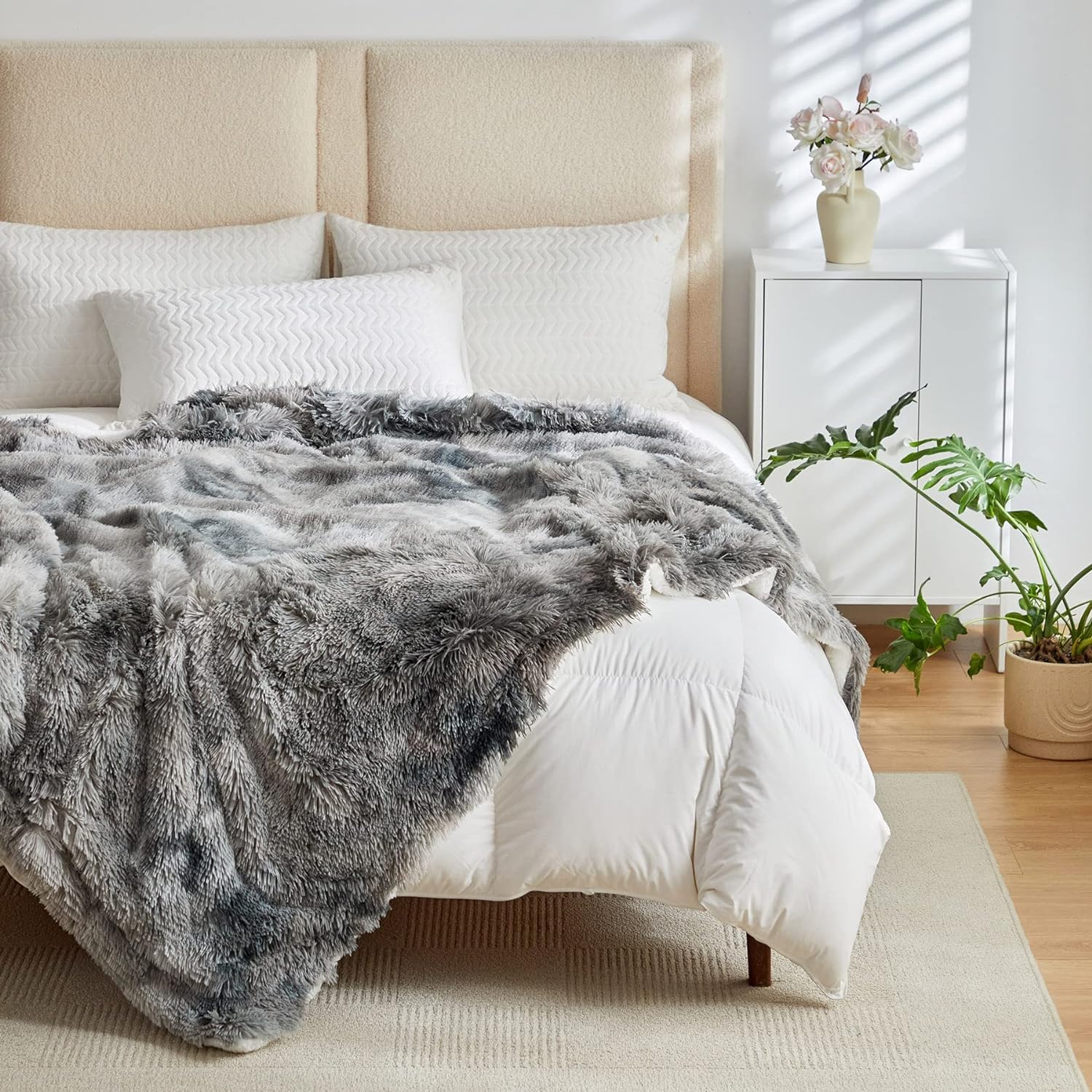 Wajade Kunstfelldecke – Sherpa Schafdecke – Comfort Luxuriöse Flauschige Kuscheldecke – weiche Decke für Couch und Bett-Hellgrau-200x220