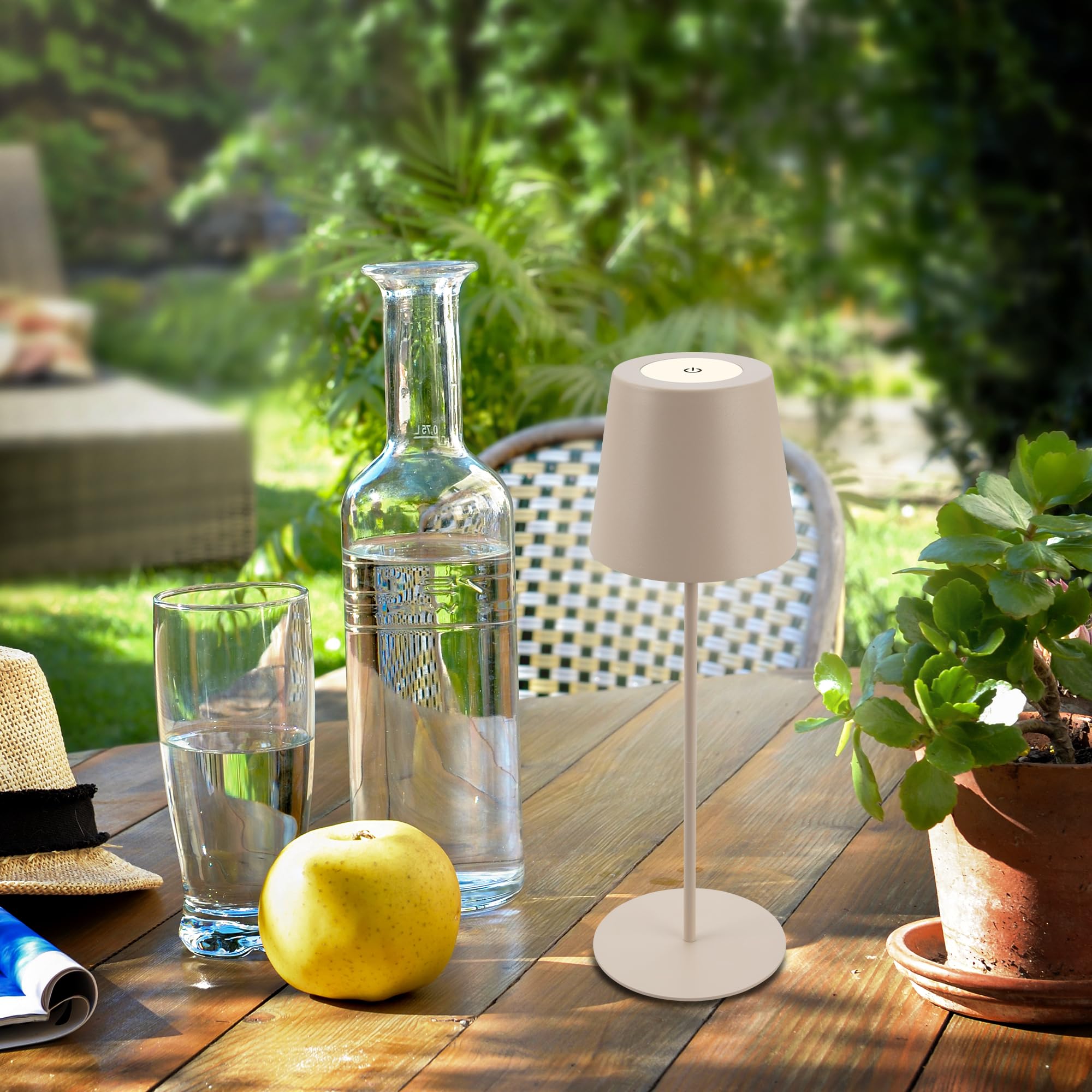 BRILONER - Lampa stołowa LED bezprzewodowa, ściemniana, regulowana wysokość, lampka nocna i do czytania, akumulatorowa, 36x10,5 cm, beżowy – praktyczne i eleganckie światło