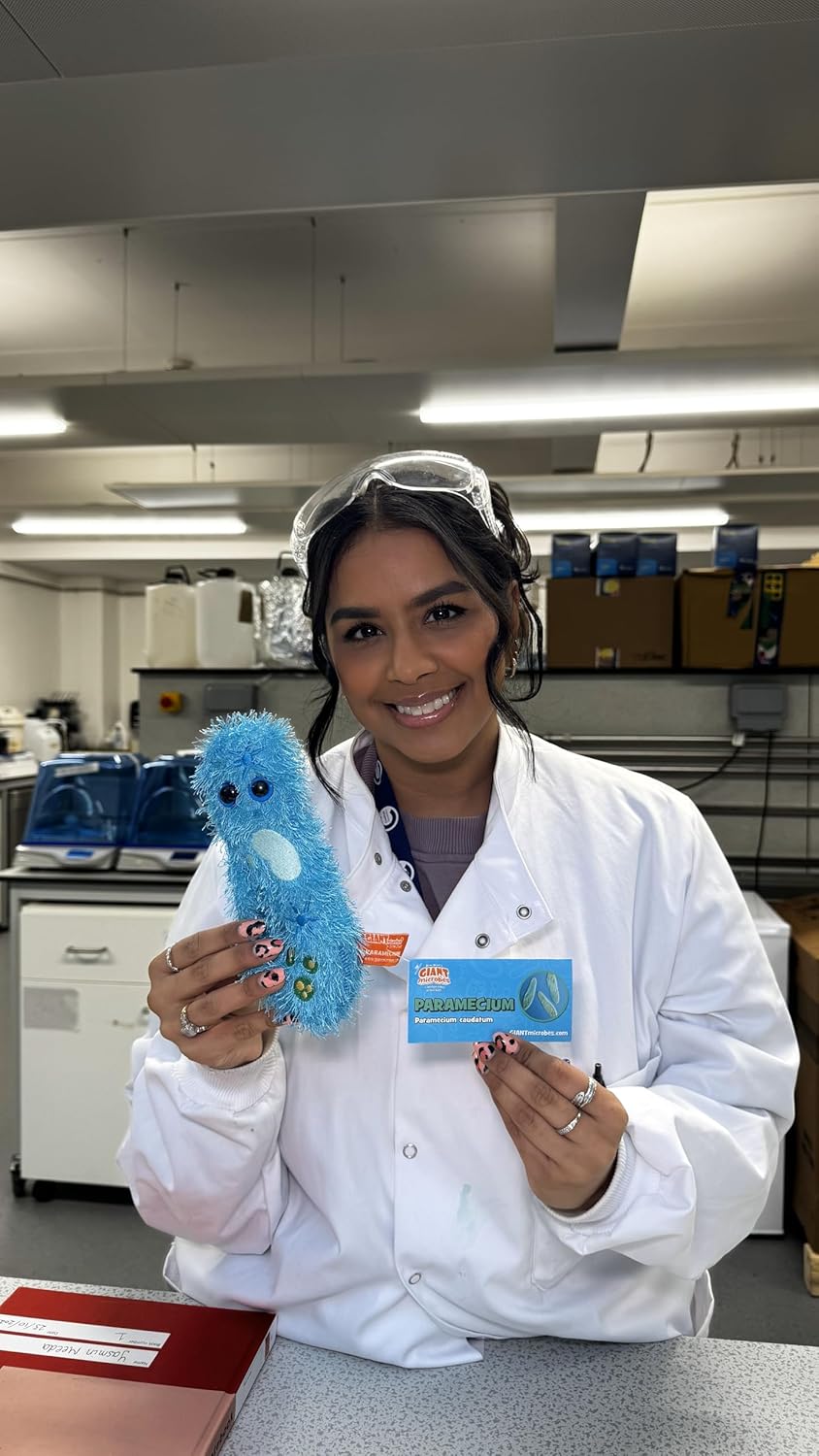 GIANTmicrobes Paramecium Plush – Learn about Nature and Complex Single-Celled Organisms with this Fun Gift for Family, Friends, Students, Teachers, Scientists, and Anyone with a Healthy Sense of Humor