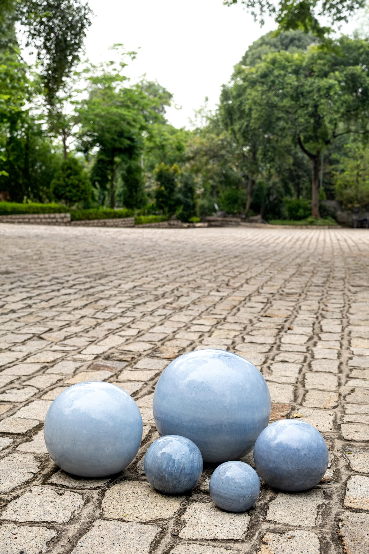 Teramico Decoratieve bol, tuinbol, geglazuurd blauw, groen, antraciet, turquoise, aqua, zeer hoogwaardig vorstbestendig en weerbestendig steengoed, set van 4, 12 cm, 16 cm, 20 cm en 28 cm, Celadon