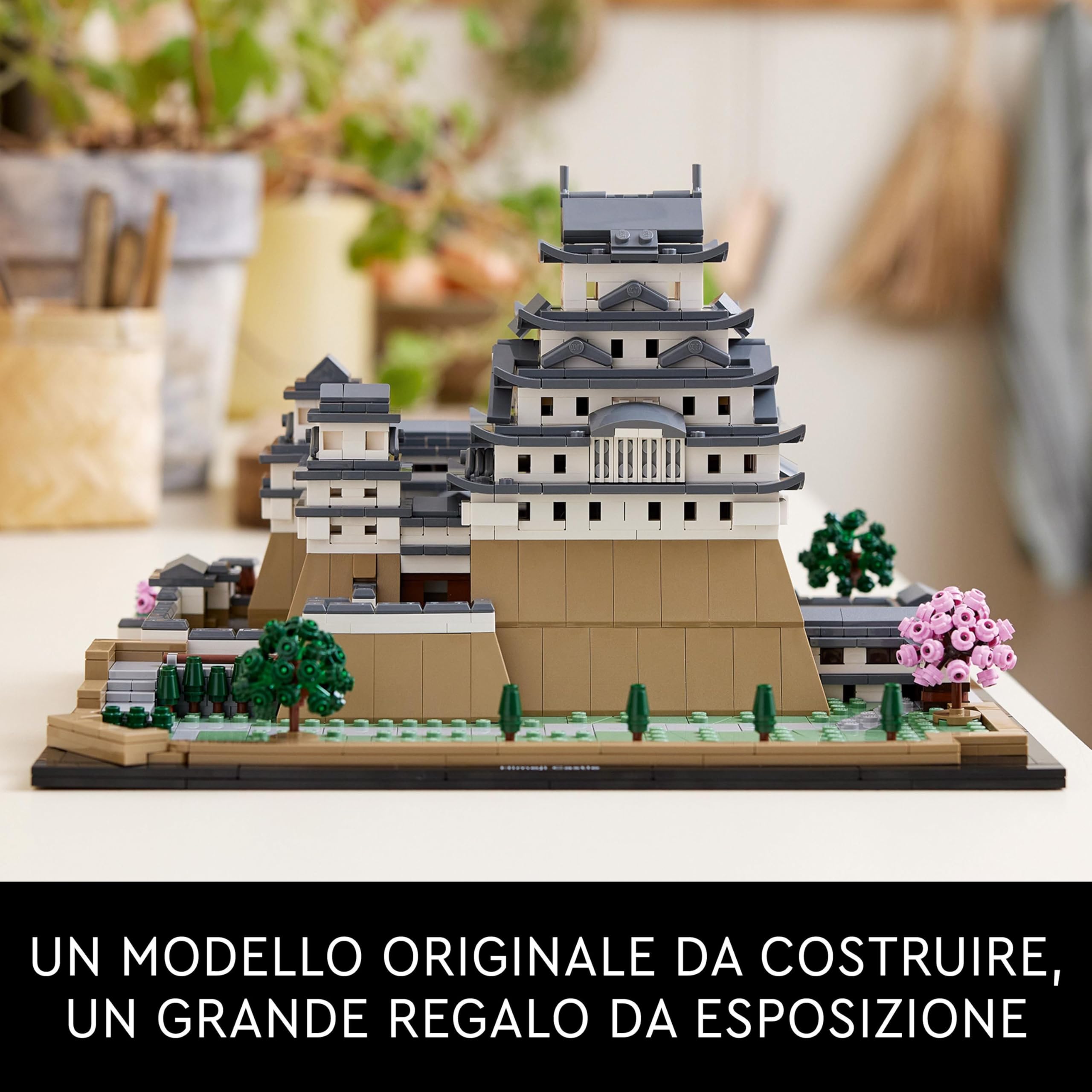 LEGO 21060 Architecture Castello di Himeji, Kit Modellismo per Adulti Collezione Monumenti, Idea Regalo Creativa per i Fan della Cultura Giapponese con Albero di Ciliegio in Fiore da Costruire