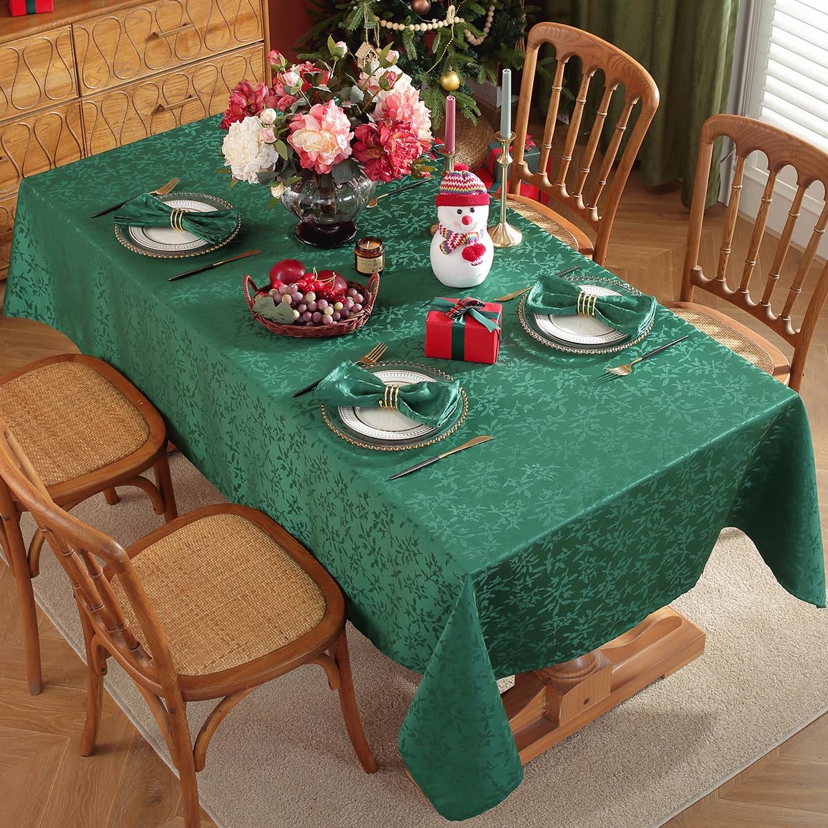 Christmas Rectangle Tablecloths 60 x 102 Inch Holly Berry Jacquard Oil Water Proof Stain Resistant Fabric Table Cloths, Luxury Damask Table Cover for Xmas, Dining, Parties, Holiday, Winter, Green