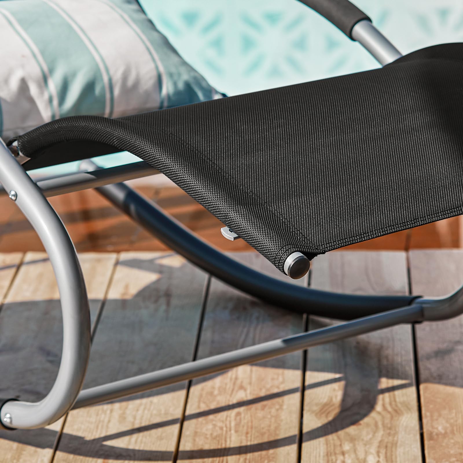 SoBuy Muebles de Jardin Mecedora Silla Tumbona de Exterior Reclinable y Ergonómica Resistente al Clima para Jardín, Terraza y Camping 150 kg de Carga OGS28-SCH