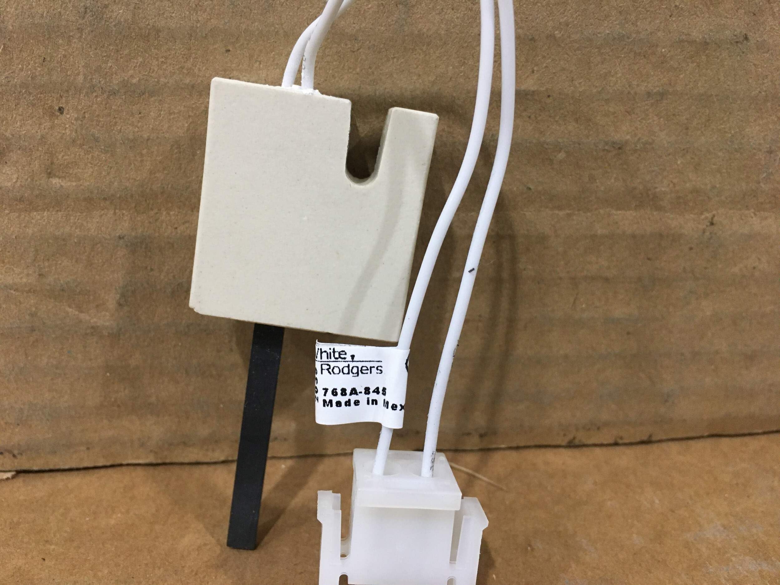 White Rodgers 768A-845 Hot Surface Ignitor 80V 50/60Hz 92W