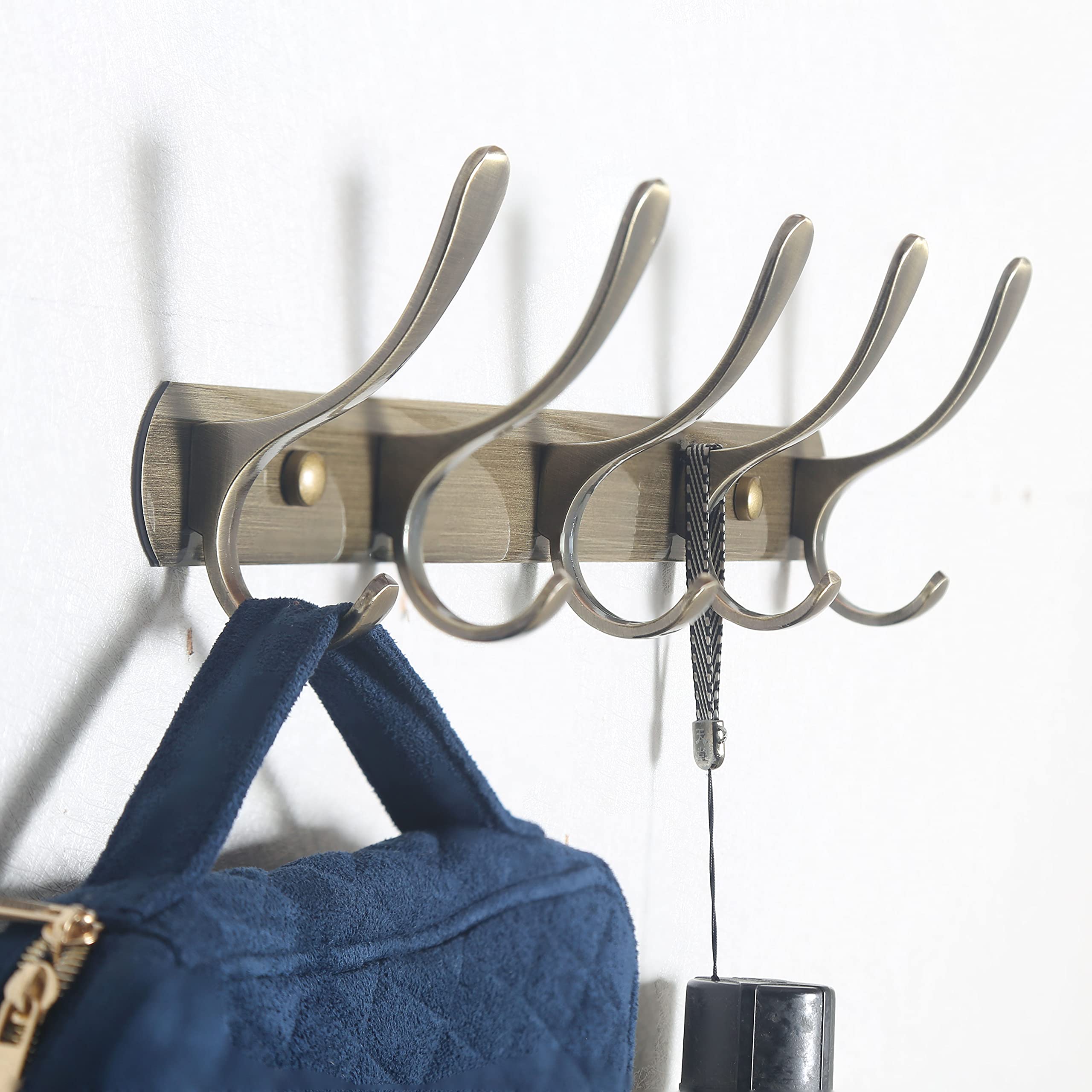 SKOLOO Appendiabiti da parete moderno con 5 ganci, confezione da 2, appendiabiti da parete in metallo per appendere cappotti, giacche, zaini, cappelli, appendiabiti da parete in bronzo
