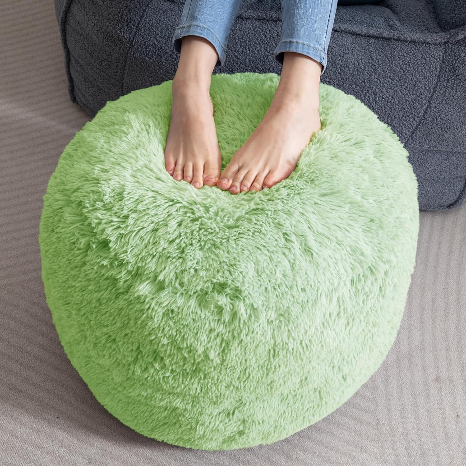 HIGOGOGO Round Stuffed Pouf Ottoman, Long Faux Fur Poufs with Foam Chunk Filling, Fluffy and Furry Pouf Foot Stool Storage Ottoman, 20 X 15 Floor Poufs Foot Rest for Living Room, Green 20INCH Green