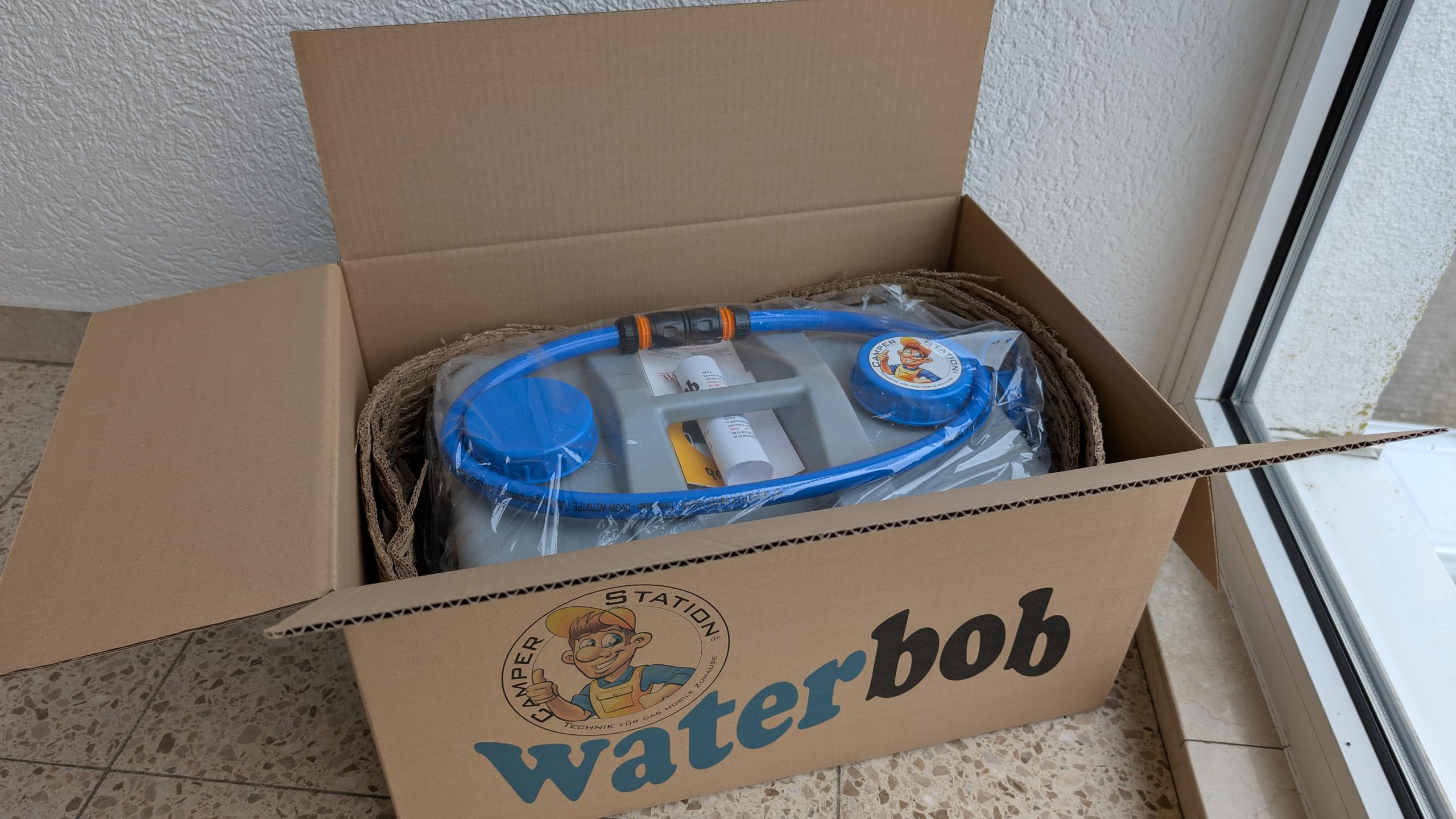 WaterBob, Zbiornik na wodę na kółkach z pompą 12 V, szary, długość 50 cm, szerokość 32 cm, wysokość 30 cm