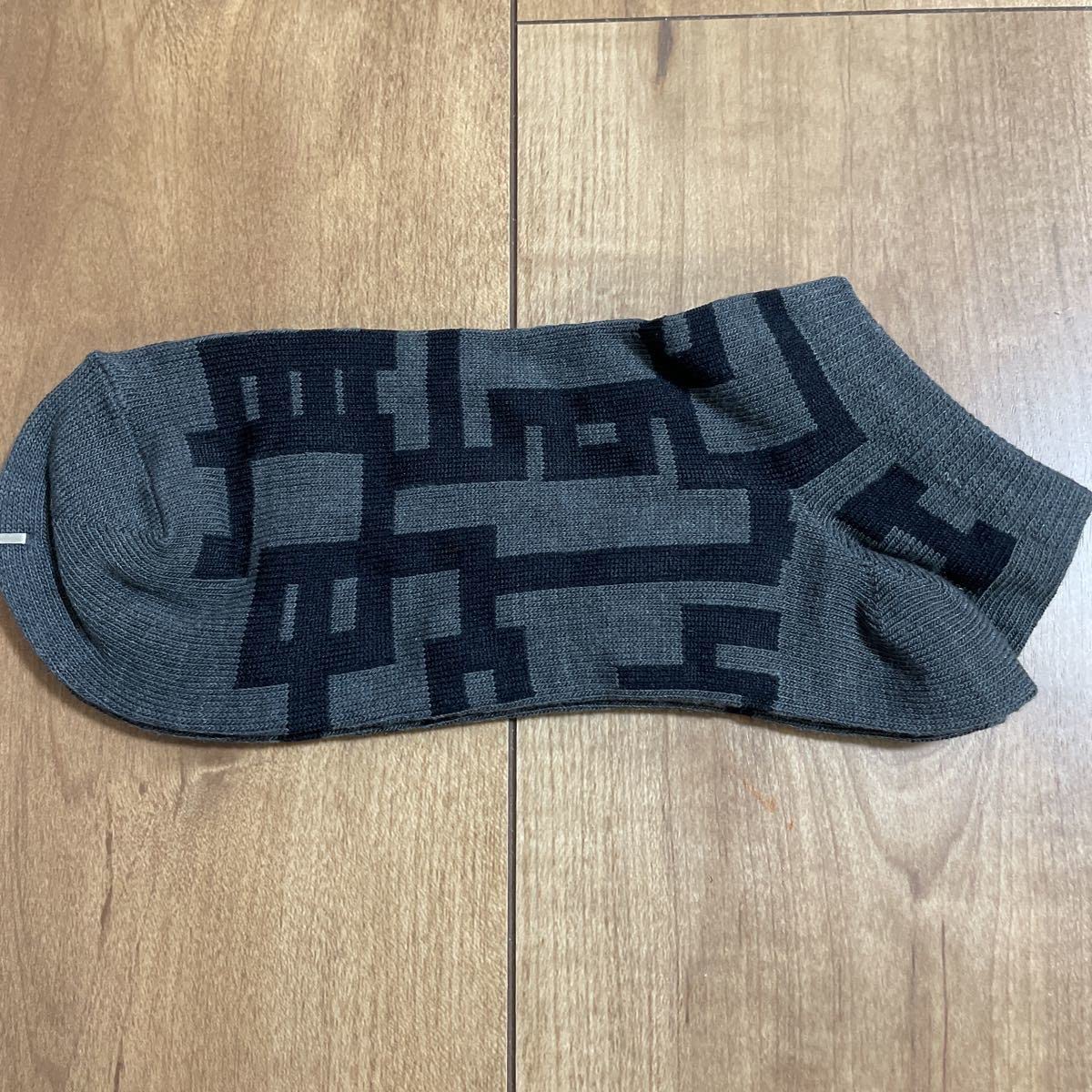 Amazon.co.jp: 布袋寅泰 グッズ 靴下 ギタリズム柄 ソックス