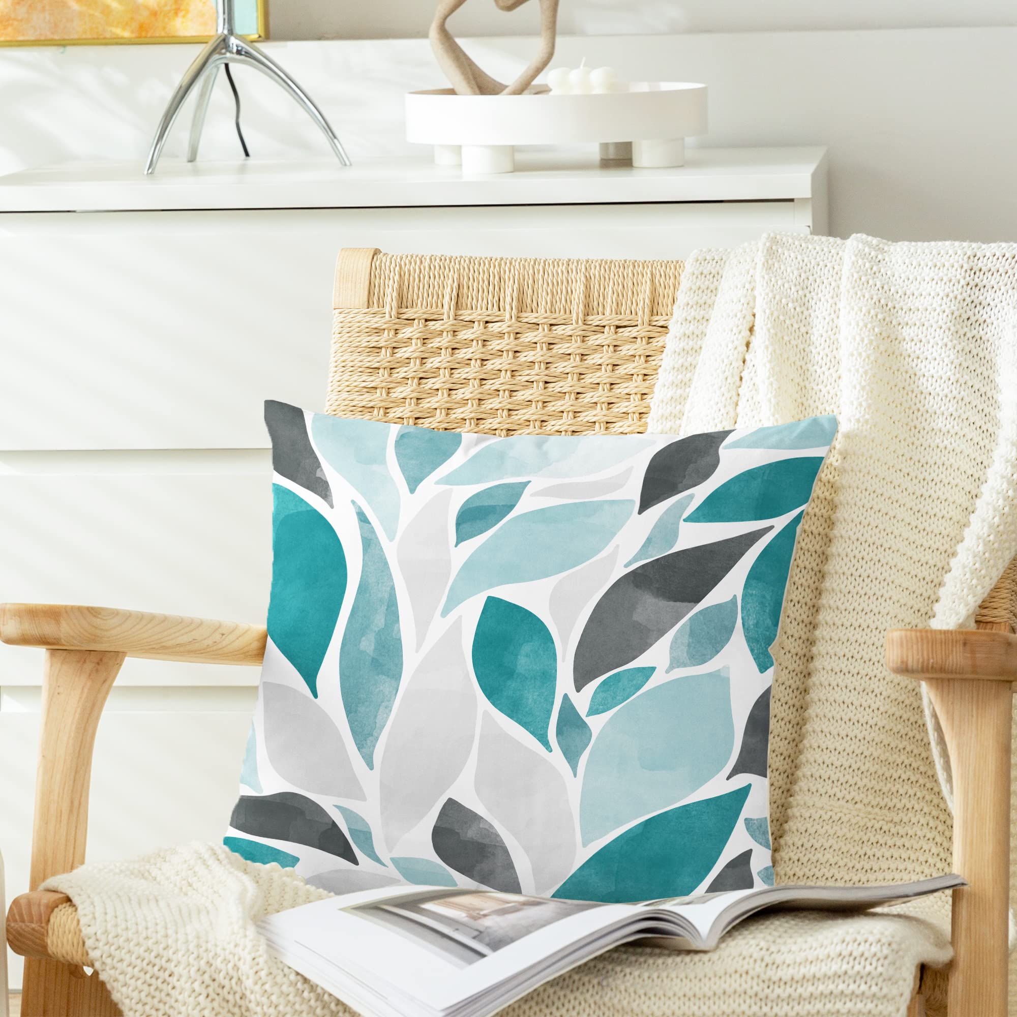 CaliTime Throw Pillow Cases Pack of 2 Cozy Fleece Falling Dahlia Floral Flowers Petals Decorative Cushion Covers for Couch Bed Sofa Farmhouse Decoration 40cm X 40cm Teal Grey - Image 3