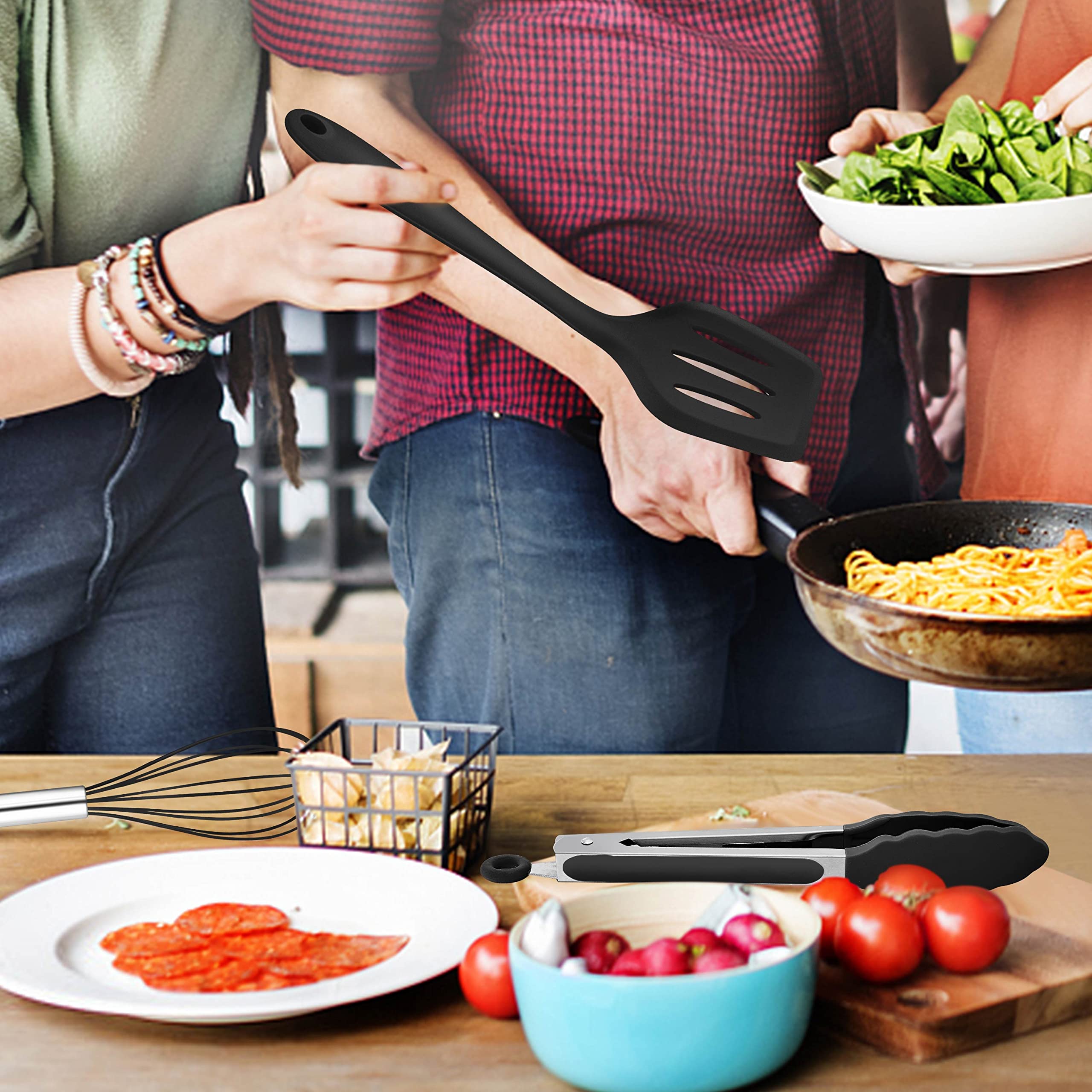 Homikit Küchenhelfer Set, 7 Stück Schwarz Silikon Küchenutensilien Kochbesteck Set, Antihaft Hitzebeständiger Kochutensilien mit Pfannenwender zum Kochen, Backen, Gesund/Spülmaschinenfest