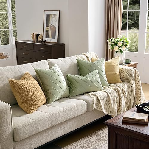 Vista 98 de GIGIZAZA Juego de 2 fundas decorativas de terciopelo de 18 x 18 pulgadas, fundas de almohada cuadradas de color verde azulado para sofá, fundas