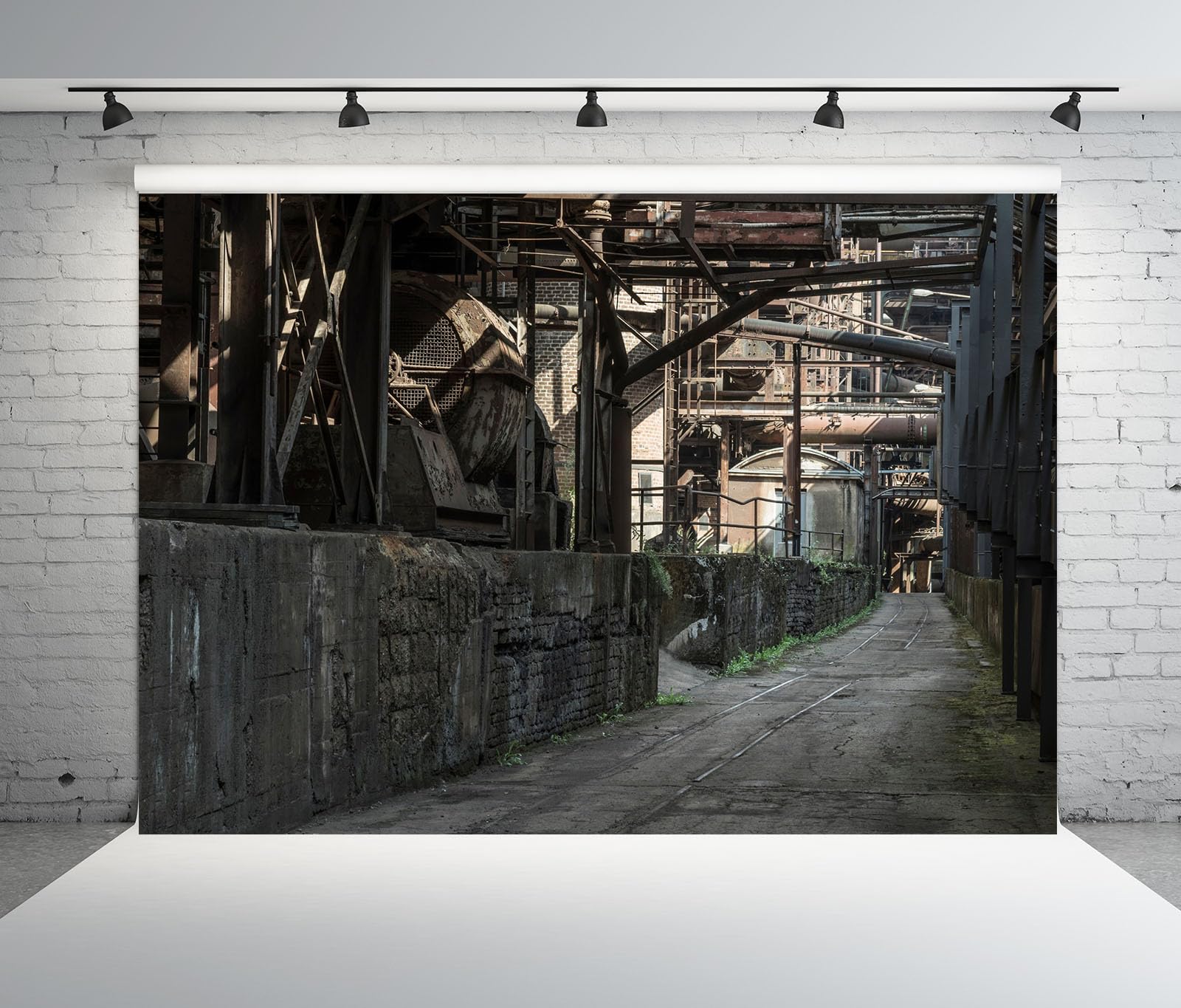 12x10FT (3.6x3m) Viale Di Fabbrica Abbandonata Con Tubi Sfondo Fotografico