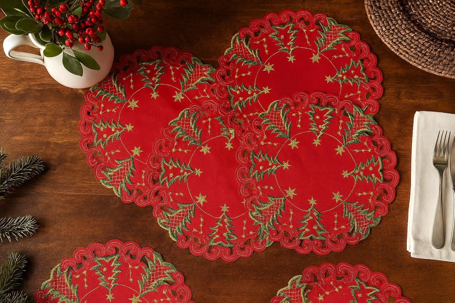 Fennco Styles Pandora Collection Holiday Christmas Tree 14 Inch Round Placemats, Set of 4