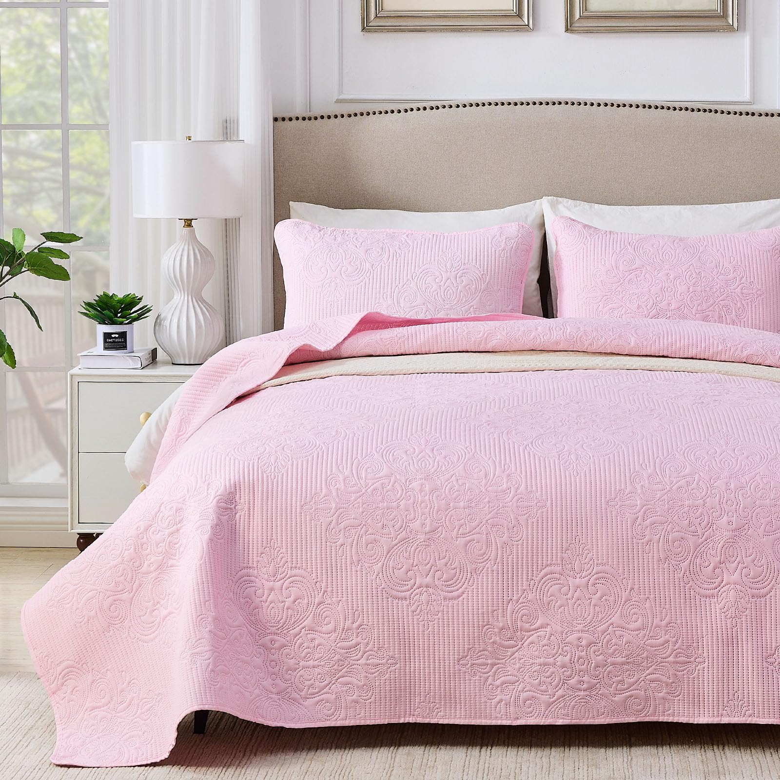 Qucover Juego de Colcha Cama 150, Colcha Rosa Estampada 220x240cm Ultrasónica, Cubrecama 150 Microfibra con 2 Fundas de Almohada 50x75cm, Manta de Verano Superligera con Elegante Patrón Foral