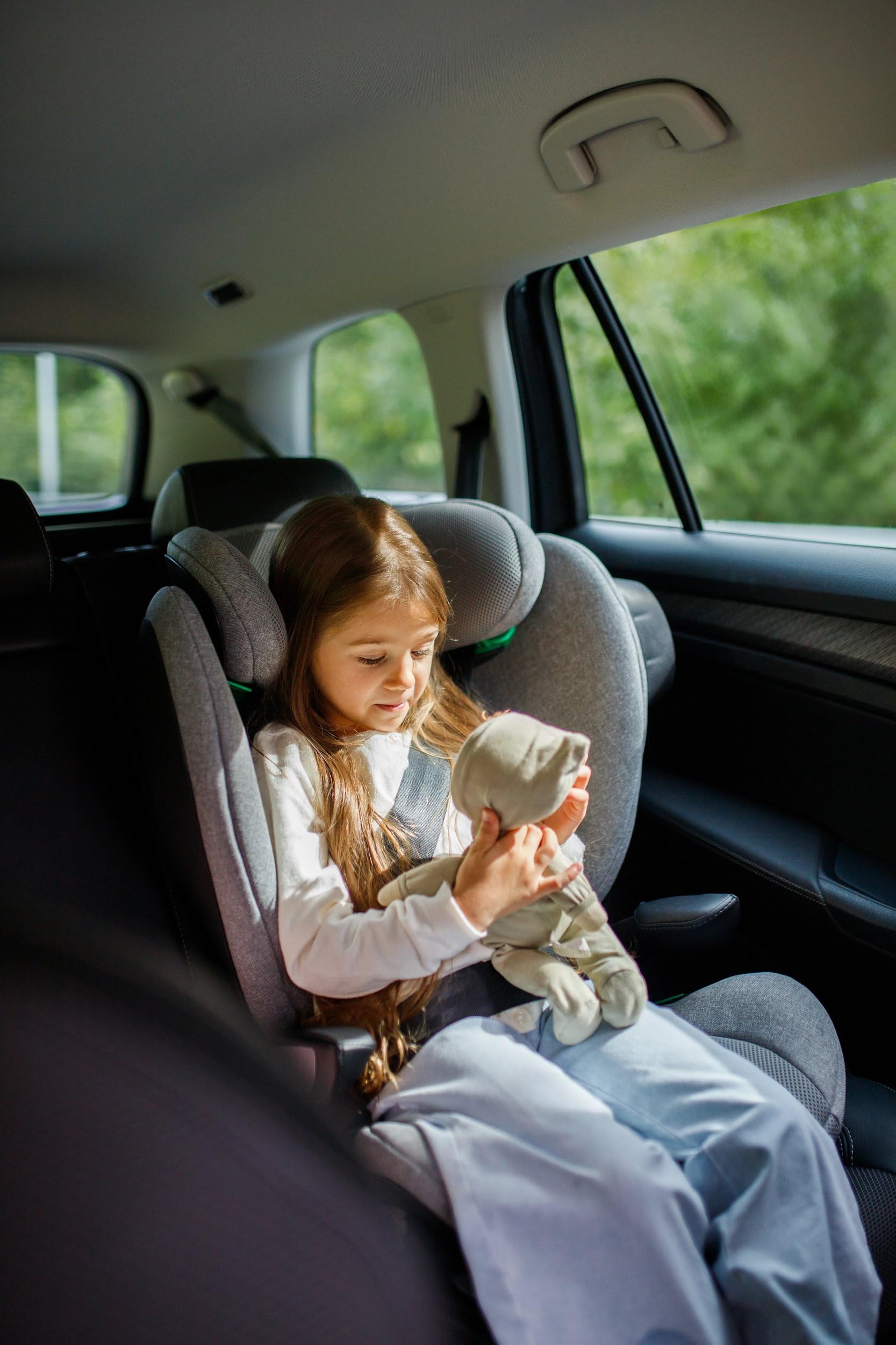 Avionaut MaxSpace AirFlow Comfort System+ Kindersitz 100–150 cm – ergonomisch, sicher & bequem – mit verstellbarer Rückenlehne – ideal zum Schlafen und für lange Autofahrten (Grey)