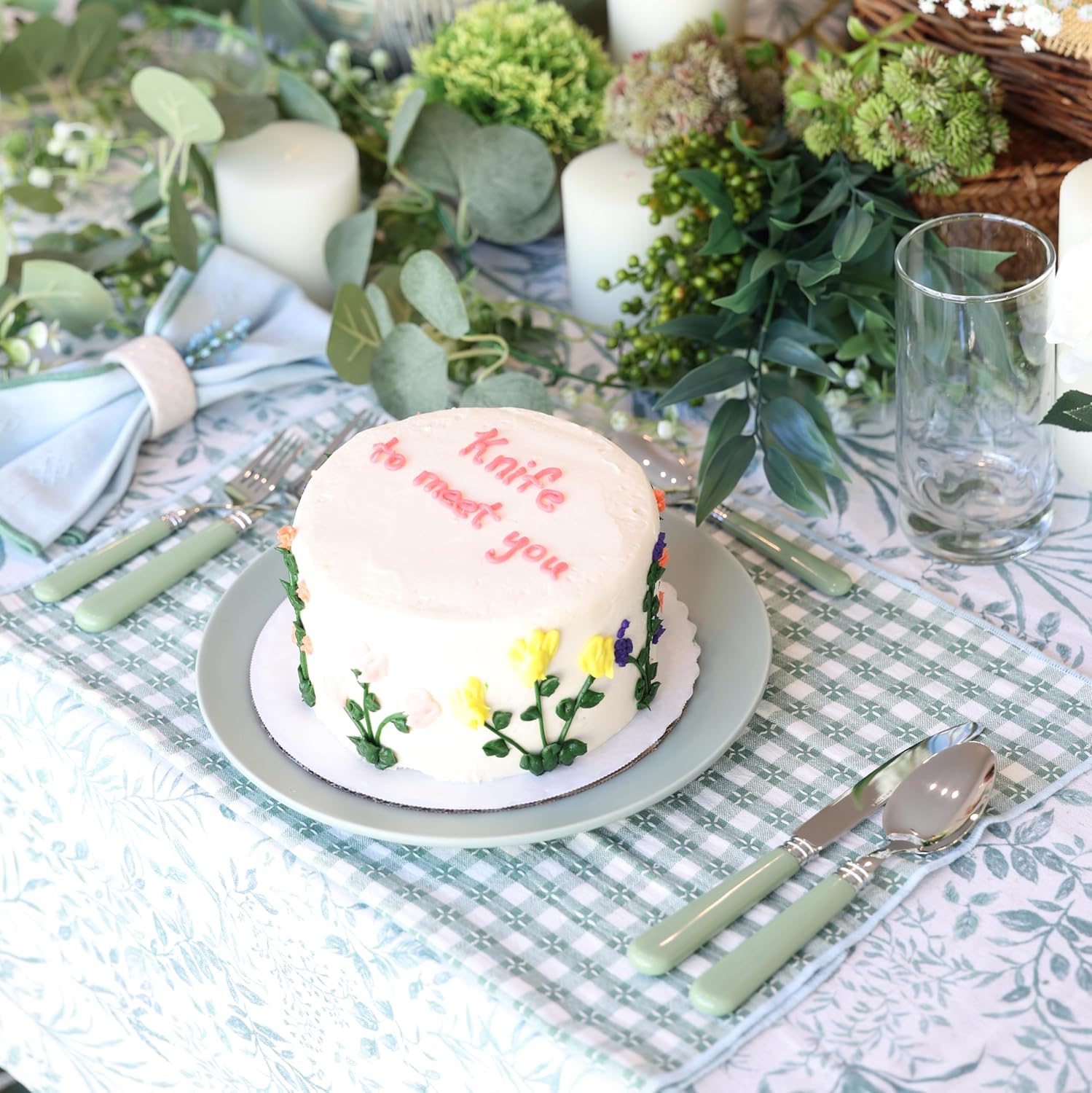 ANNOVA Silverware Set 20 Pieces Cutlery Stainless Steel Colorful Fun Handle Flatware Service for 4 - Dinner Knife, Dinner Fork, Salad fork, Dinner Spoon, Dessert Spoon (Sage Green, 20 Pieces)