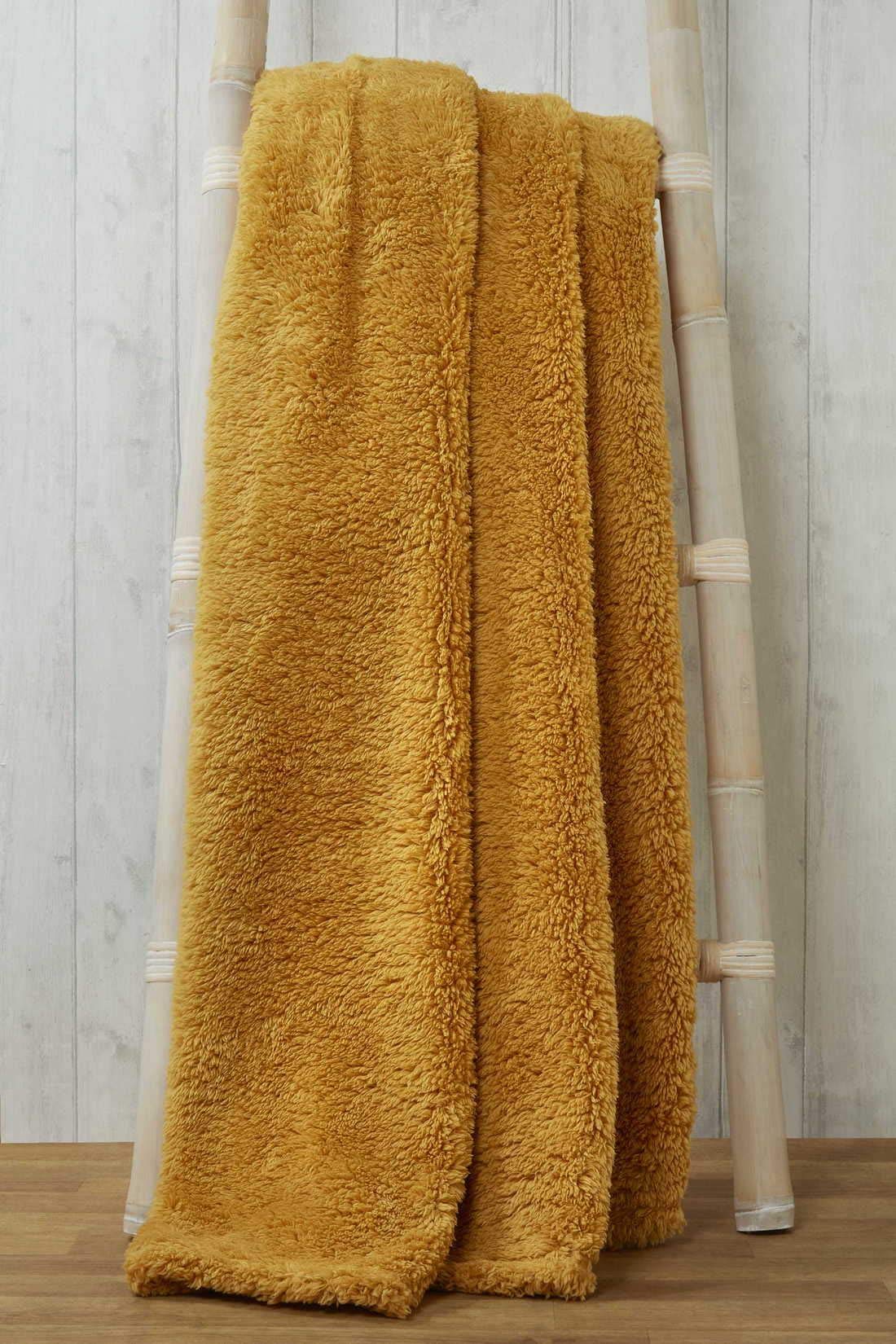 Rapport HomeRapport Snuggle Super Soft Teddy Fleece Throw, 100% Polyester, Ochre, 150 x 200cm