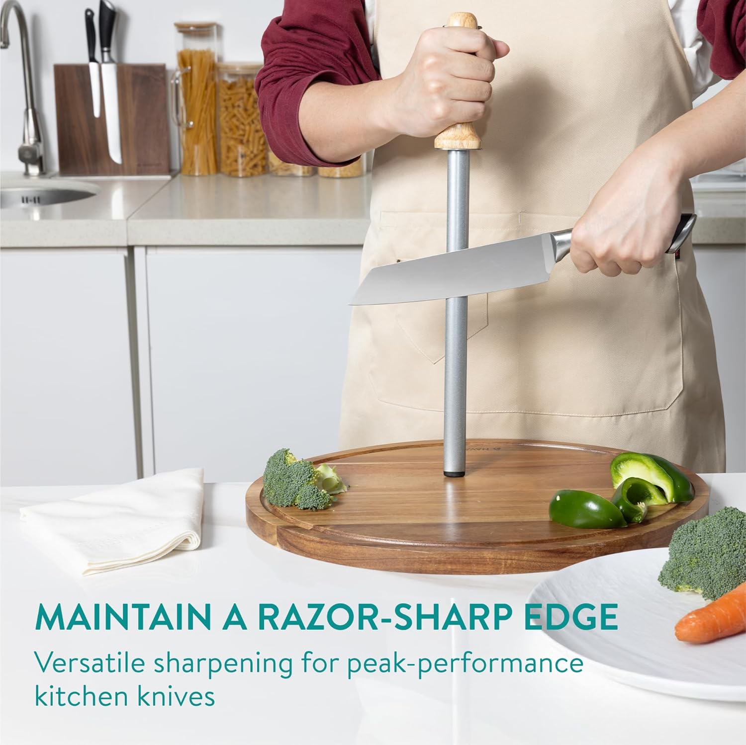 Navaris Diamond Sharpening Steel, 12 inch(31cm) Knife Sharpener with Ergonomic Wooden Handle, Honing Steel, Honing Rod for Knife Sharpening with Hanging Hook