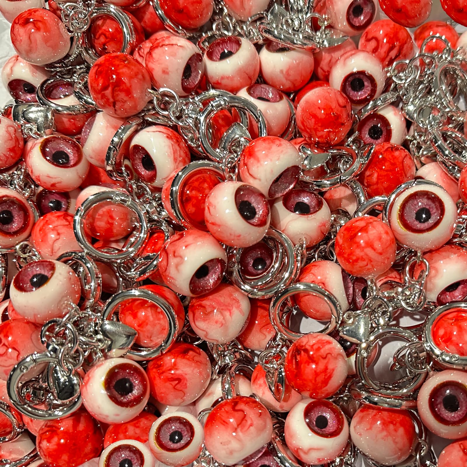 Goth Keychain Horror Eyeball Bag Charms Halloween Accessories Gothic Heart keychain Key Ring Funny Decor Cool Purse Charms for Men Women: pink and red