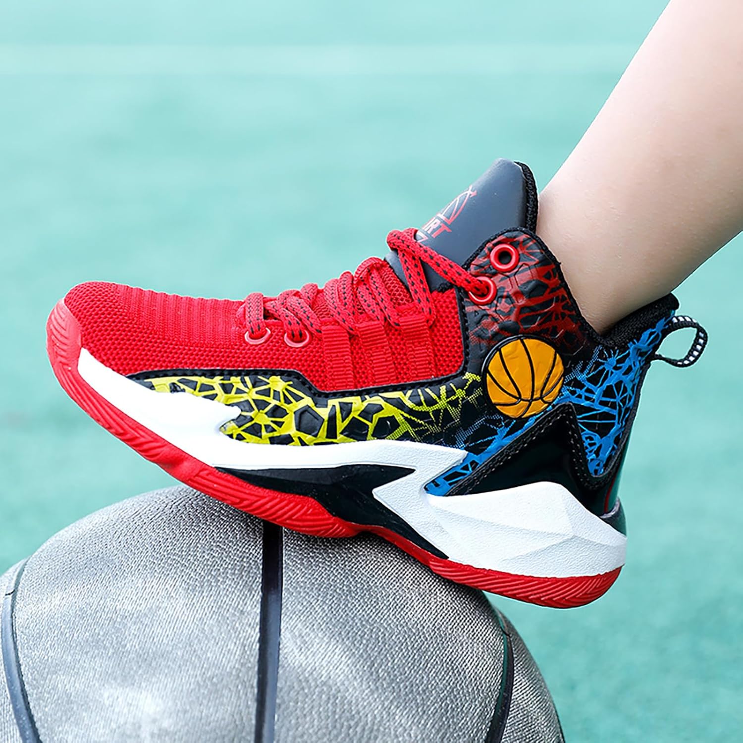 Kids Basketball Shoes High-top Sports Shoes Boys Sneakers Durable Lace-up Non-Slip Running Shoes Secure for Little Kids Big Kids - Image 2