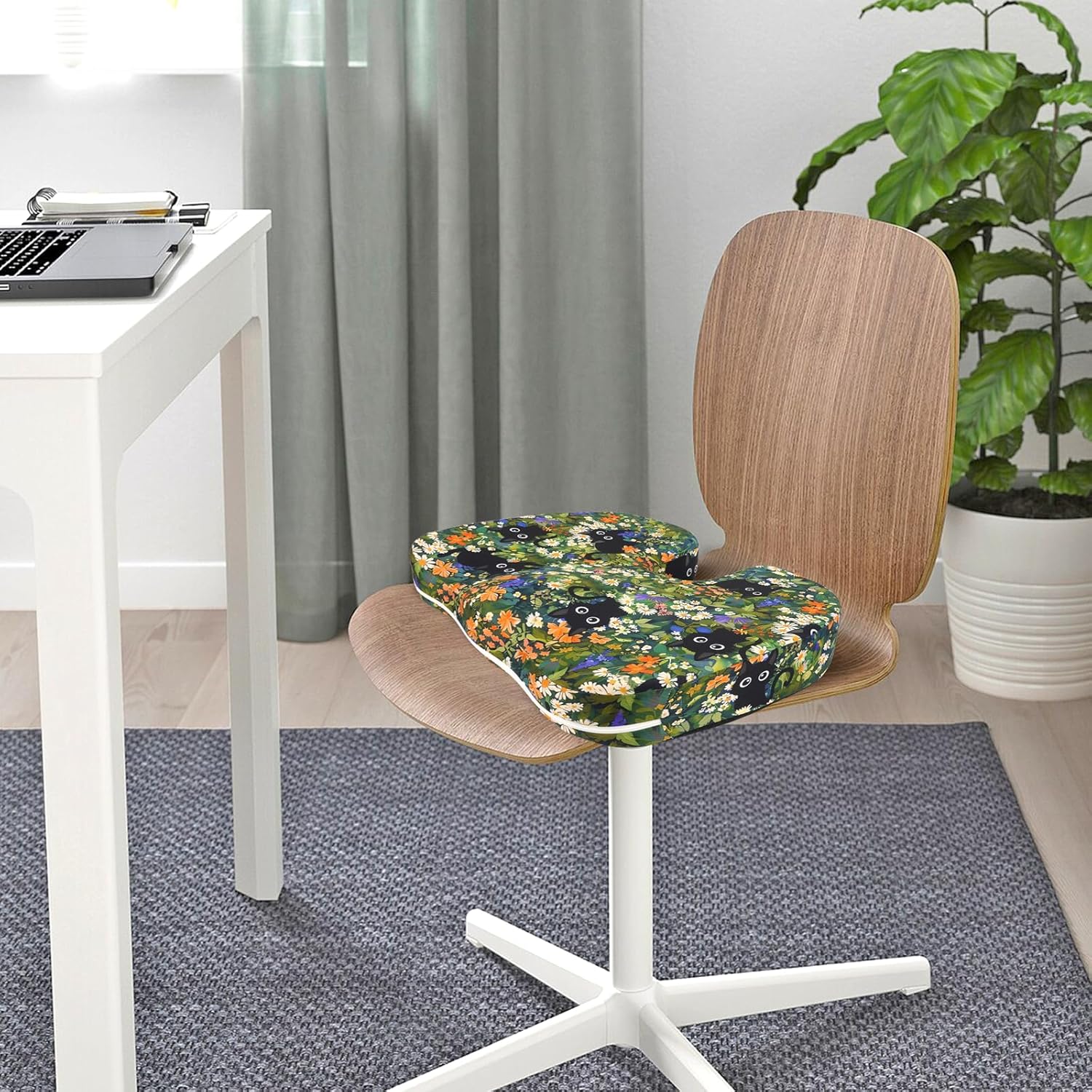 Tailbone Pain Relief Cushion, Memory Foam Seat Cushion for Coccyx Sciatica Pain Pressure Relief Office Desk Chair