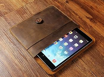 本革イタリアンレザー iPad mii スリーブケース 選べるカラー グリーン LIONA》iPad mini 8.3インチ レザースリーブケース 《5colors