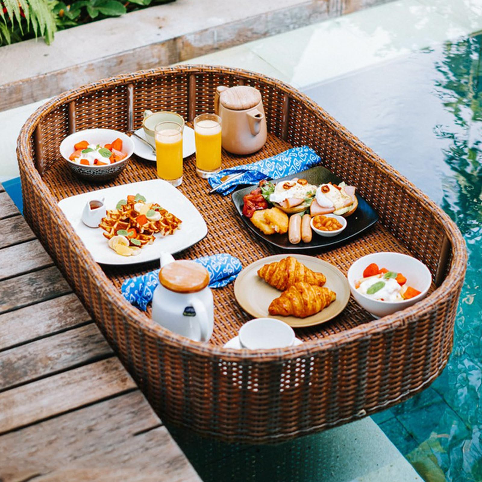 Prettiee Floating Serving Tray for Drin & ac Ideal for Poolside Hot Tub & Beach Parties Lightweight Waterproof Perfect for Entertaining (Brown D)