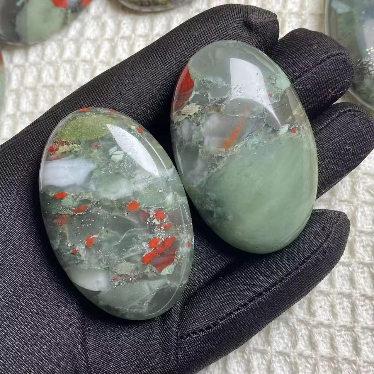 3pc African Bloodstone Oval Worry Stone,Palm Pocket Energy Stone, Healing Crystal Indoor Fountain Stones Massage Energy Anxiety Relief Items – Worry Stones for Stress Relief Gifts