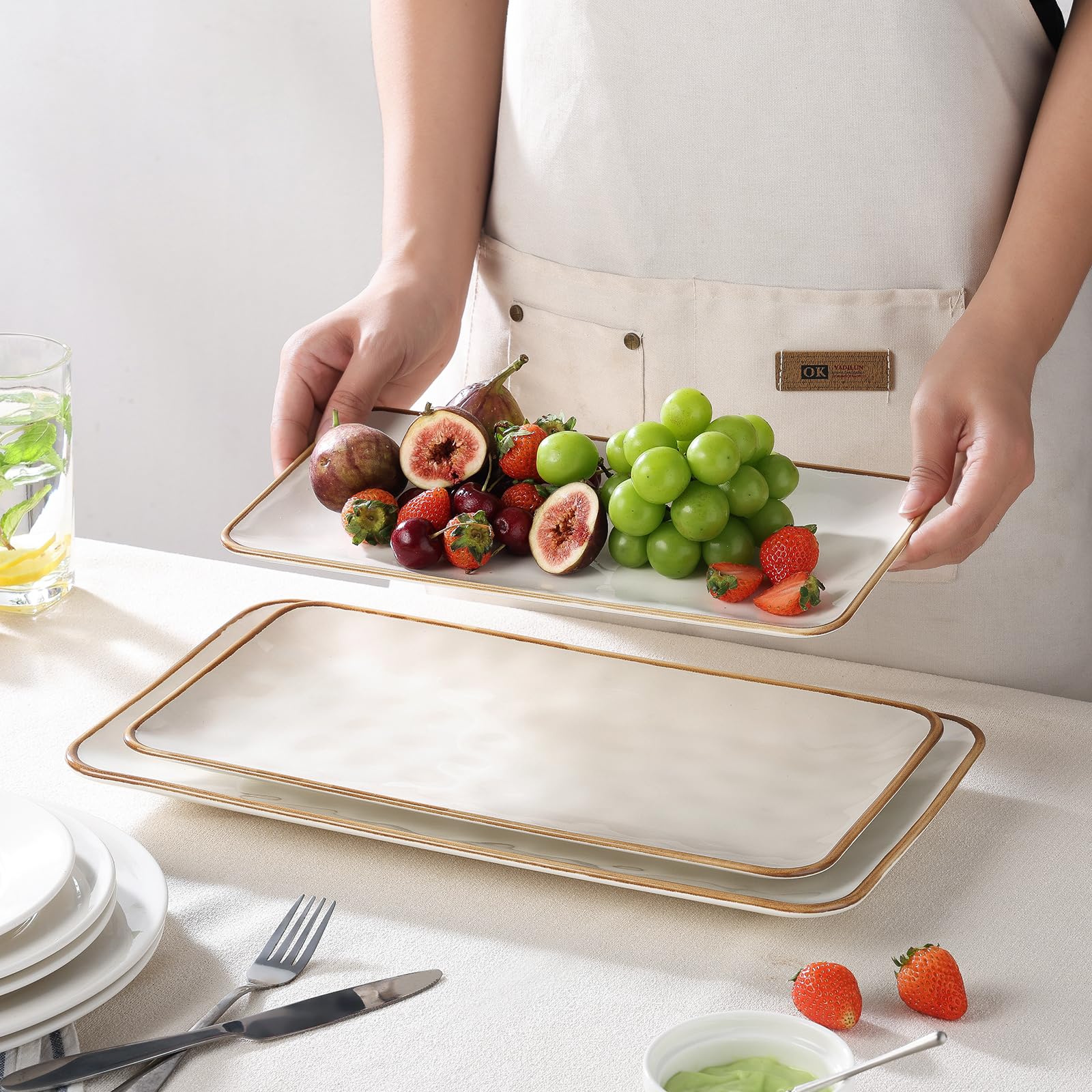 Plateau de service rectangulaire en céramique avec bord marron : grands plats de service de 39,6/36,1/32,6 cm pour réception, dinde, fromage, sushis, collations et desserts, passe au