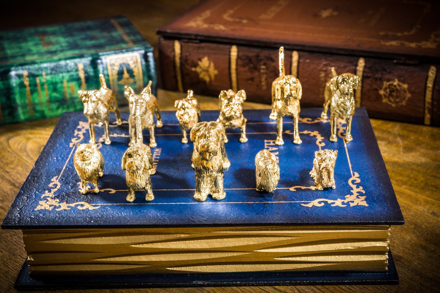 【新品】アイダンマトックス　ロングドレス　コールドショルダー ビーディング ダックスフンド バックチャーム わんこチャームシリーズ TOLダックス