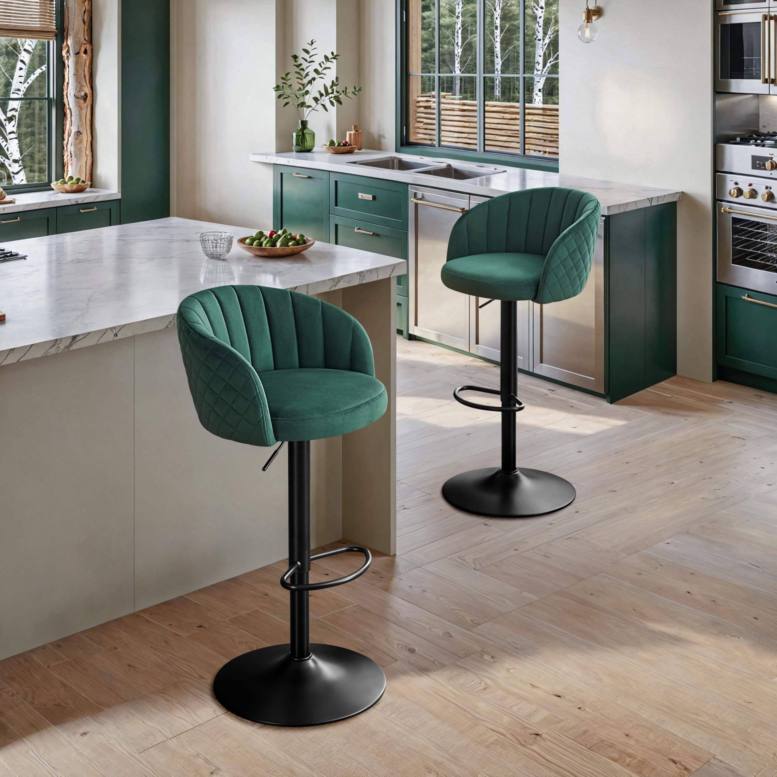 STOOLINK Sgabelli da Bar Set di 2, Sedia da Bar Tessuto Velluto al Latte, Sgabello Alto con Schienale e Bracciolo, Sgabello da Bar Regolabile, Sgabello Cucina Girevole a 360° con Poggiapiedi - Verde
