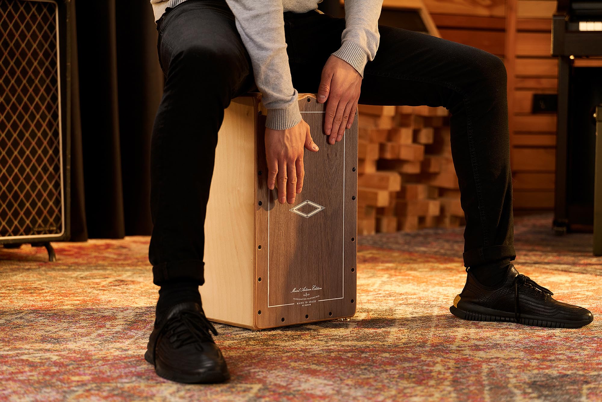 Meinl Percussion Artisan Cajon Instrument/Trommel für Erwachsene/Fortgeschrittene/Profis - Grey Eucalyptus Frontplatte / Korpus aus Baltischer Birke - Kein Cajon Bausatz - Tango Line (AETLGE)