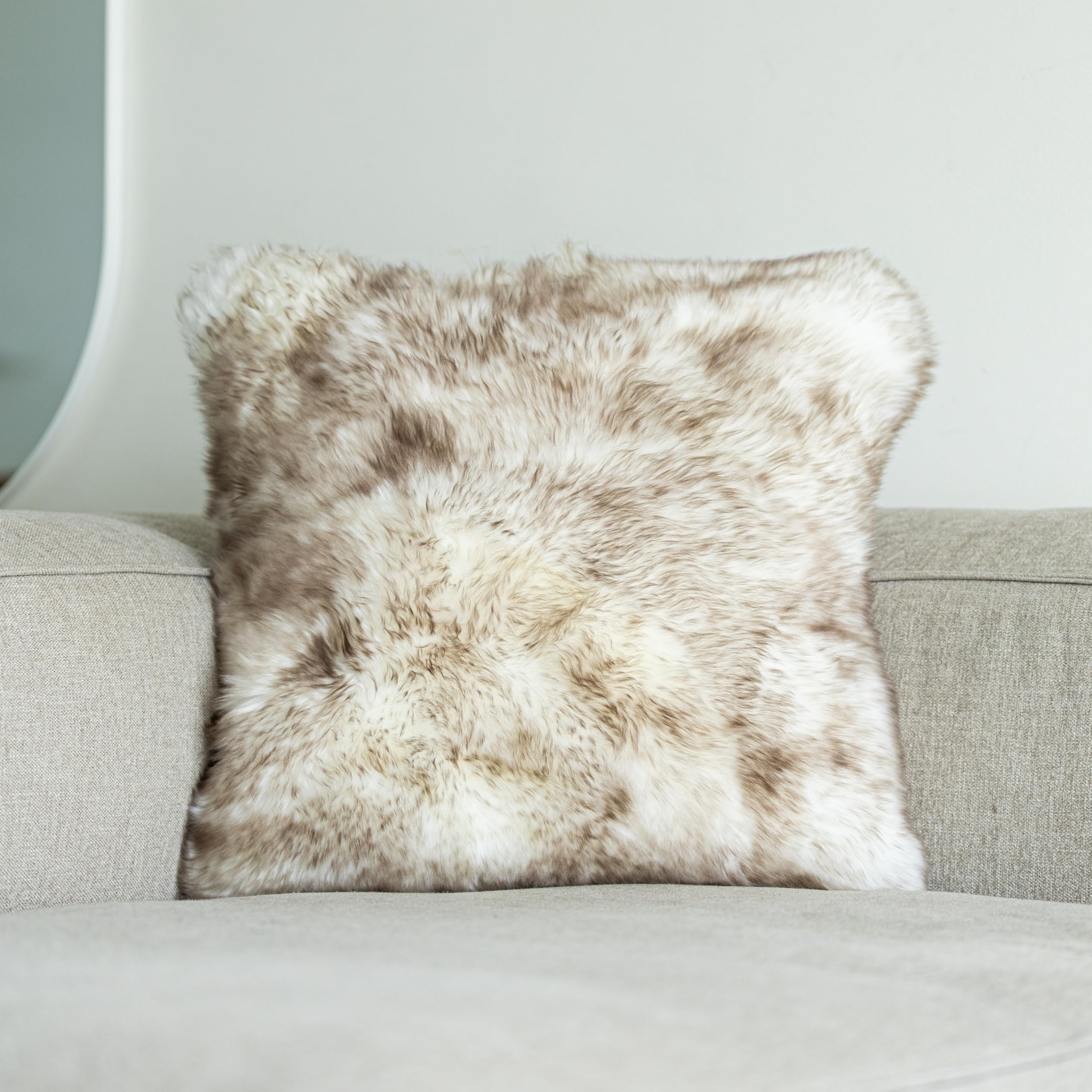 Nordic Sheep Sheepskin Cushion Covers 50x50 cm | Durable New Zealand Long-Hair for a Nordic Style | Perfect Fluffy Pillows for Sofa, Chair & Bed | Color: Wolf Tip — image 1