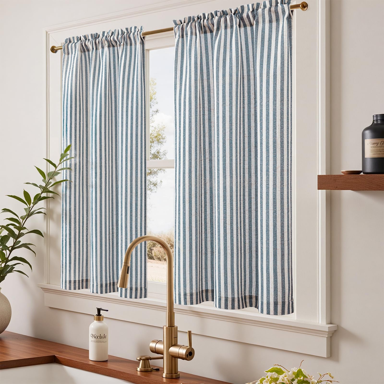 TOPICK Vitrage, set van 2, H 60 x B 65 cm, gestreept linnen, korte gordijnen met bindbanden, keukengordijn, ondoorzichtig, voor keukenkast, eetkamer, lichtdoorlatend, klein raam, bruin op beige TOPICK Vitrage, set van 2, H 60 x B 65 cm, gestreept linnen, korte gordijnen met bindbanden, keukengordijn, ondoorzichtig, voor keukenkast, eetkamer, lichtdoorlatend, klein raam, bruin op beige