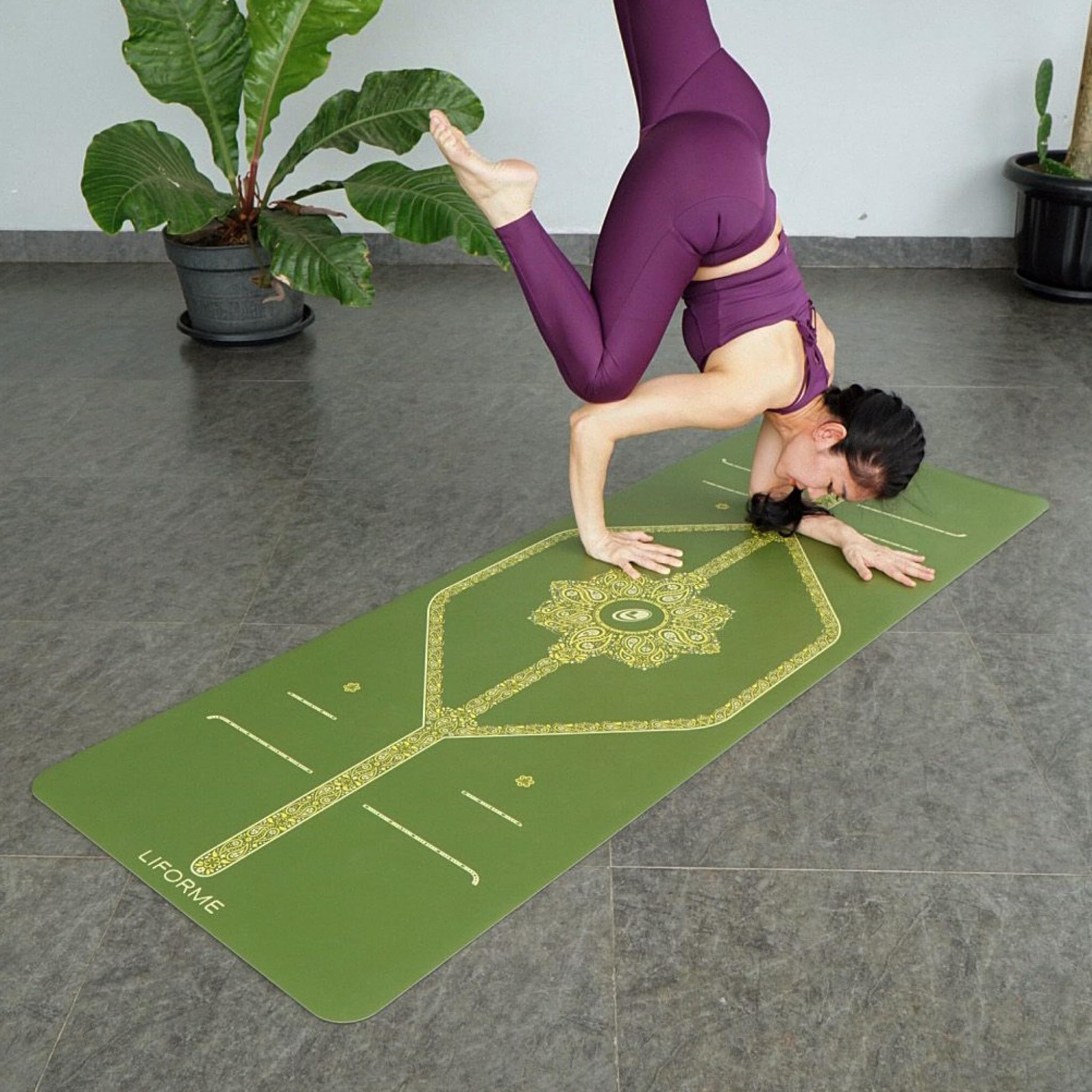 Liforme Tappetini Yoga Stampati – Design brevettato per l'allineamento | Aderenza eccezionale, Ecologico, Atossico, Resistente al sudore, lungo, largo, spessore di 4,2 mm, Borsa per Yoga inclusa