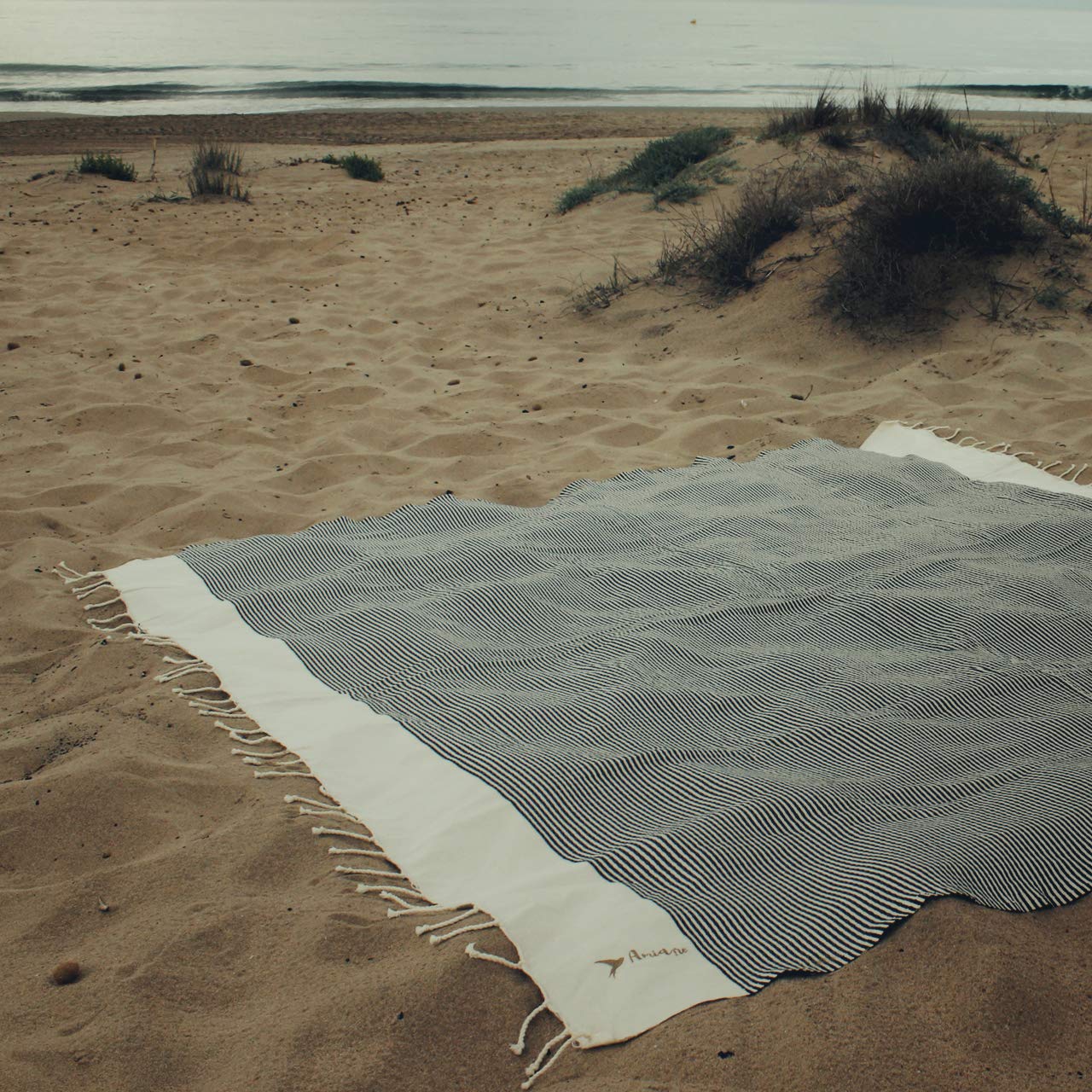 Toalla de Playa XL Venecia - Blanca y Negra - Toalla 100% algodón - Toalla de Playa Grande - Tamaño :180 x 195 cm - Incluye Bolsa de Viaje - Secado rápido - Toalla de Playa fouta Doble