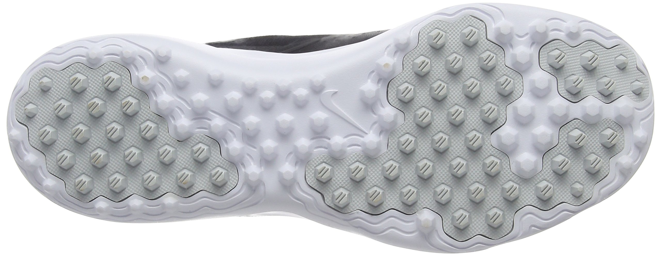 nike akamai women's golf shoe