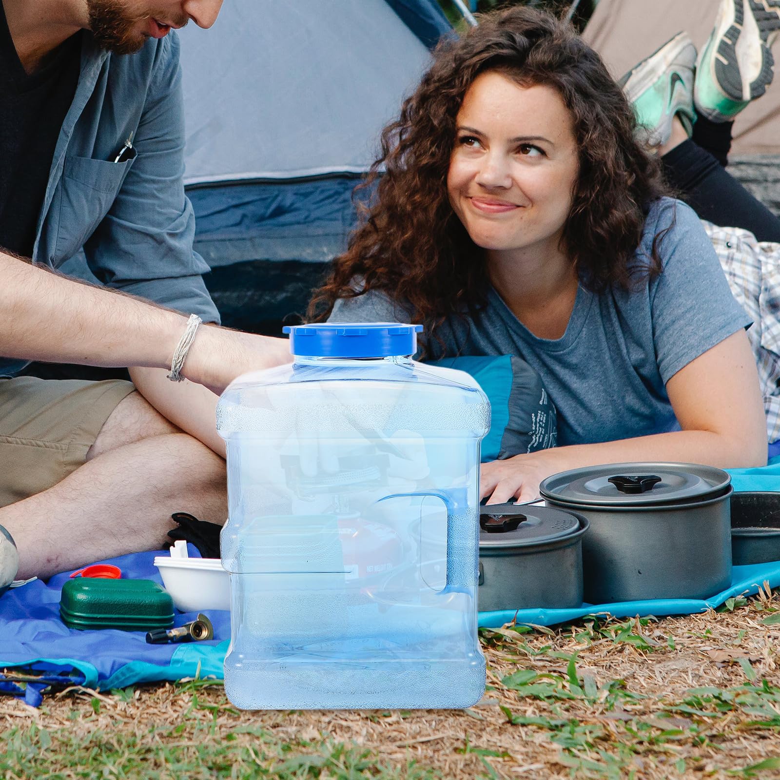 ULTECHNOVO Camping Wasserkanister 10 L aus Pvcpc mit Griff Tragbarer Wasserbehälter für Trinkwasser Outdoor Wasserspeicher für Camping Haushalt und Auto
