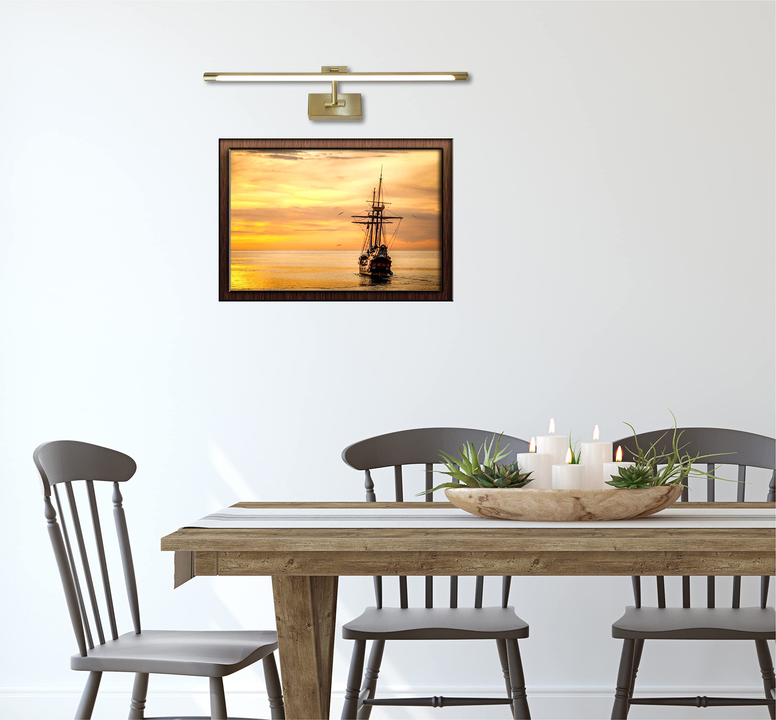 Aplique LED de pared para iluminar cuadros, espejos, murales, 8W tradicional y elegante,tono de luz cálida 3000K, acabado bronce, articulado y orientable. 48cm