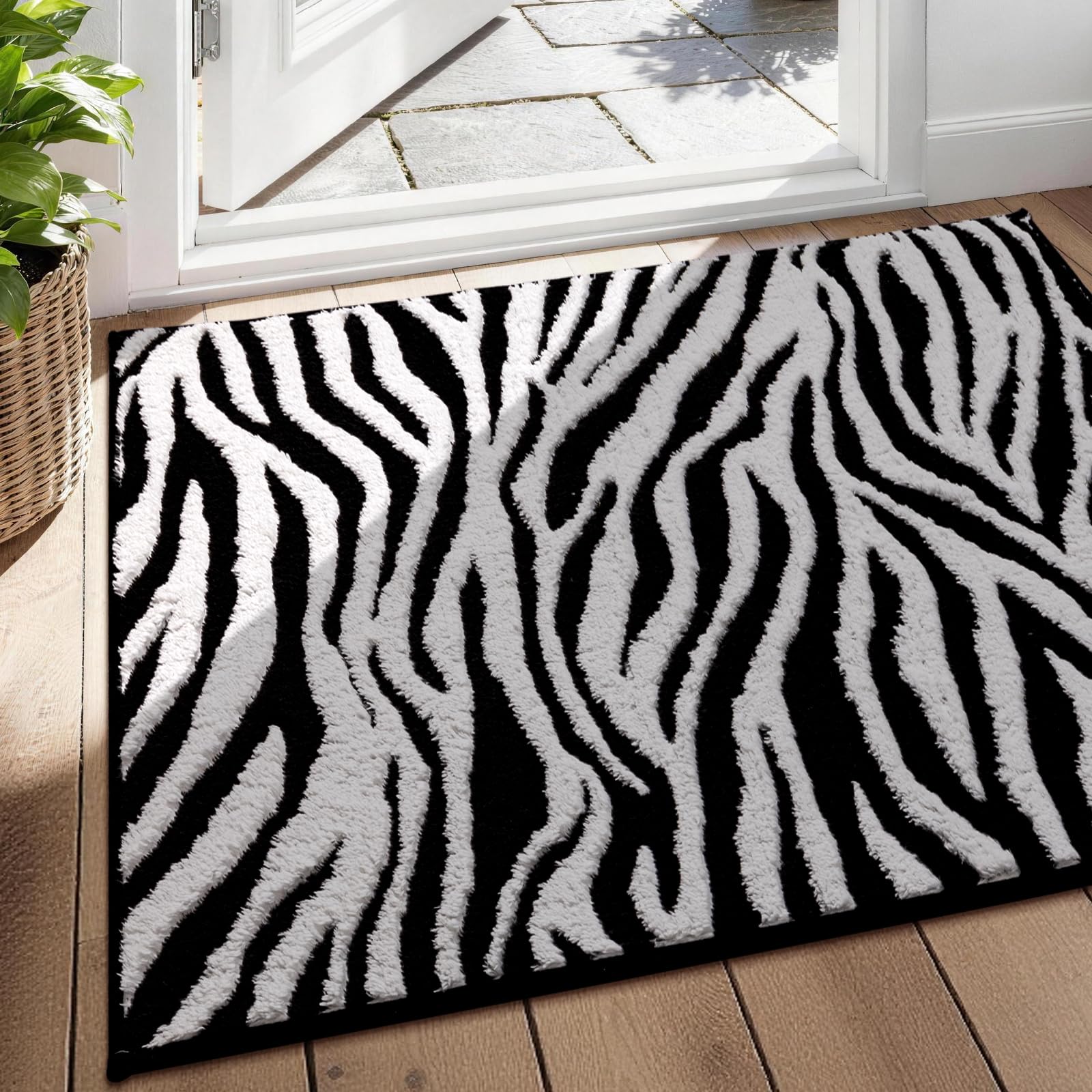YIHOUSE 2 3 Ft Area Rugs Abstract Washable Rug Black and White Mordern Carpet Soft Rugs Nonslip Throw